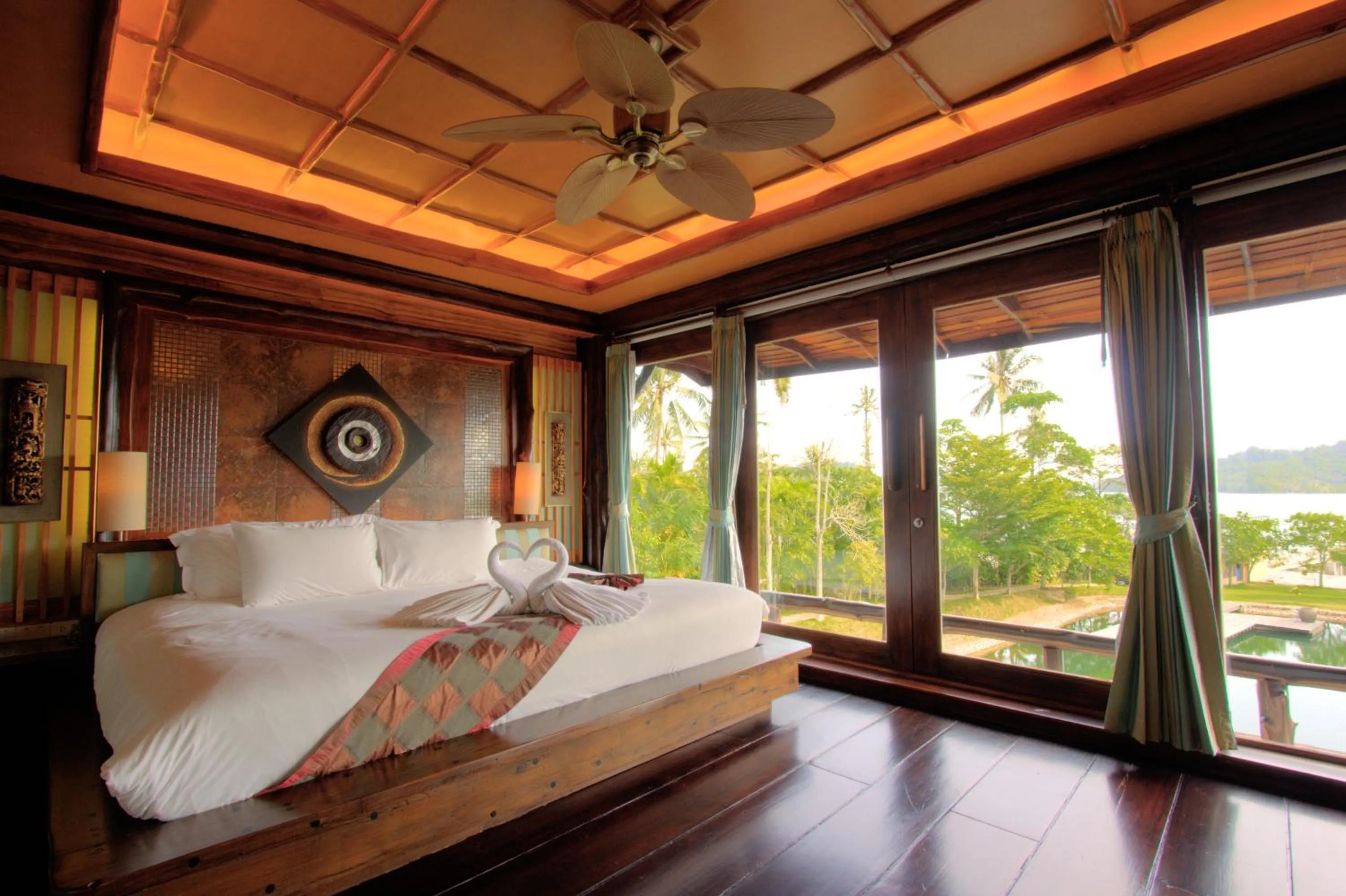 Bedroom, Bed in Parama Koh Chang