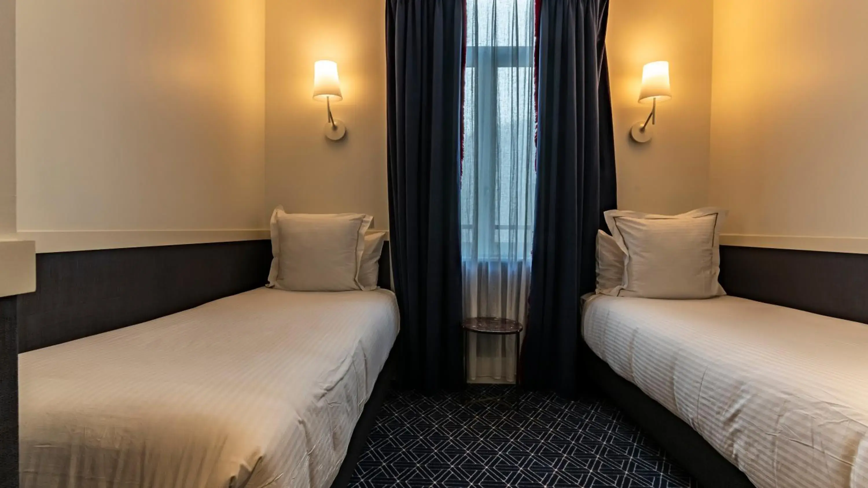 Quadruple Room in Continental Hotel Quadruple Room in Continental Hotel