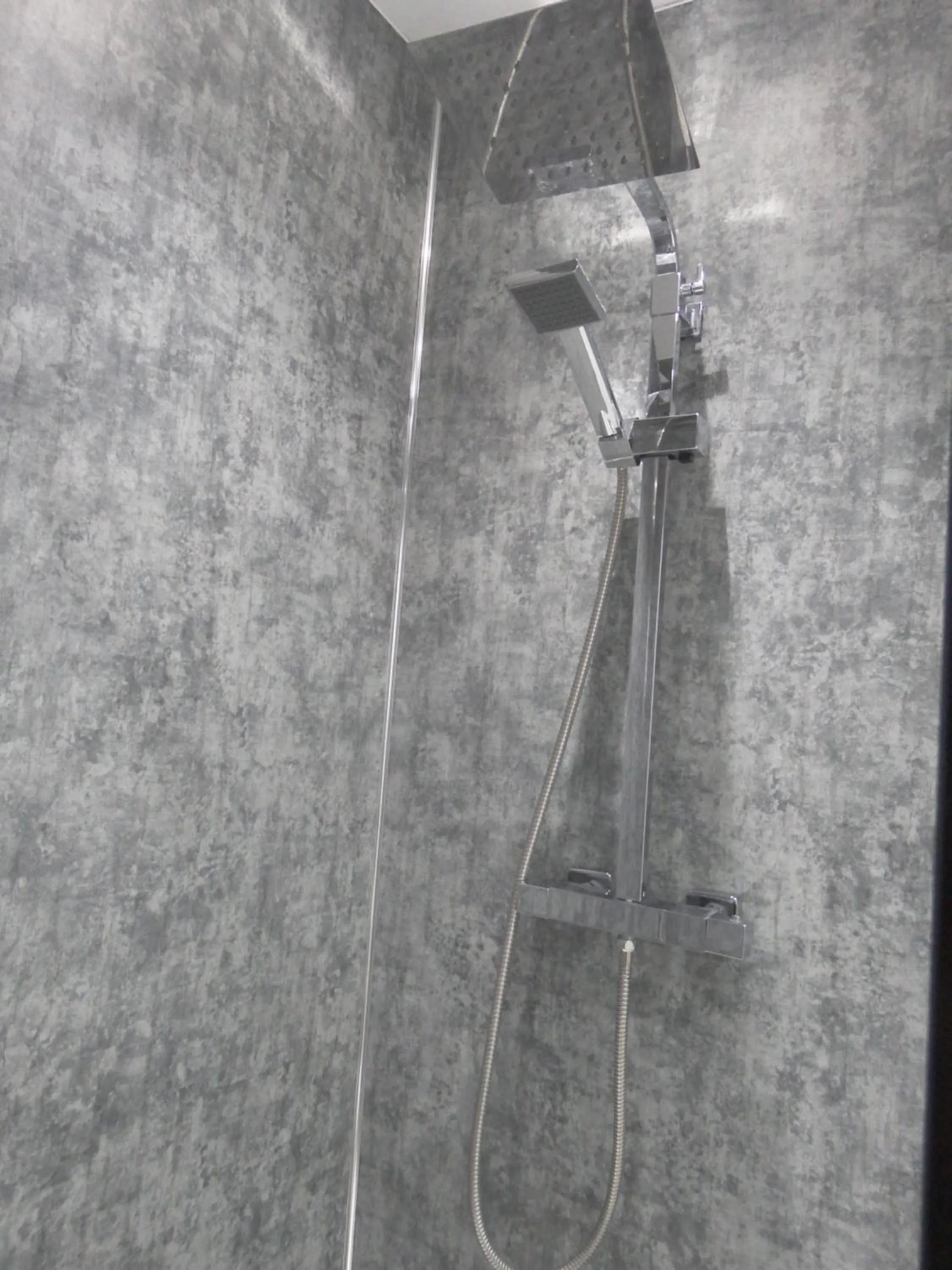 Shower in The Haven Inn Limited