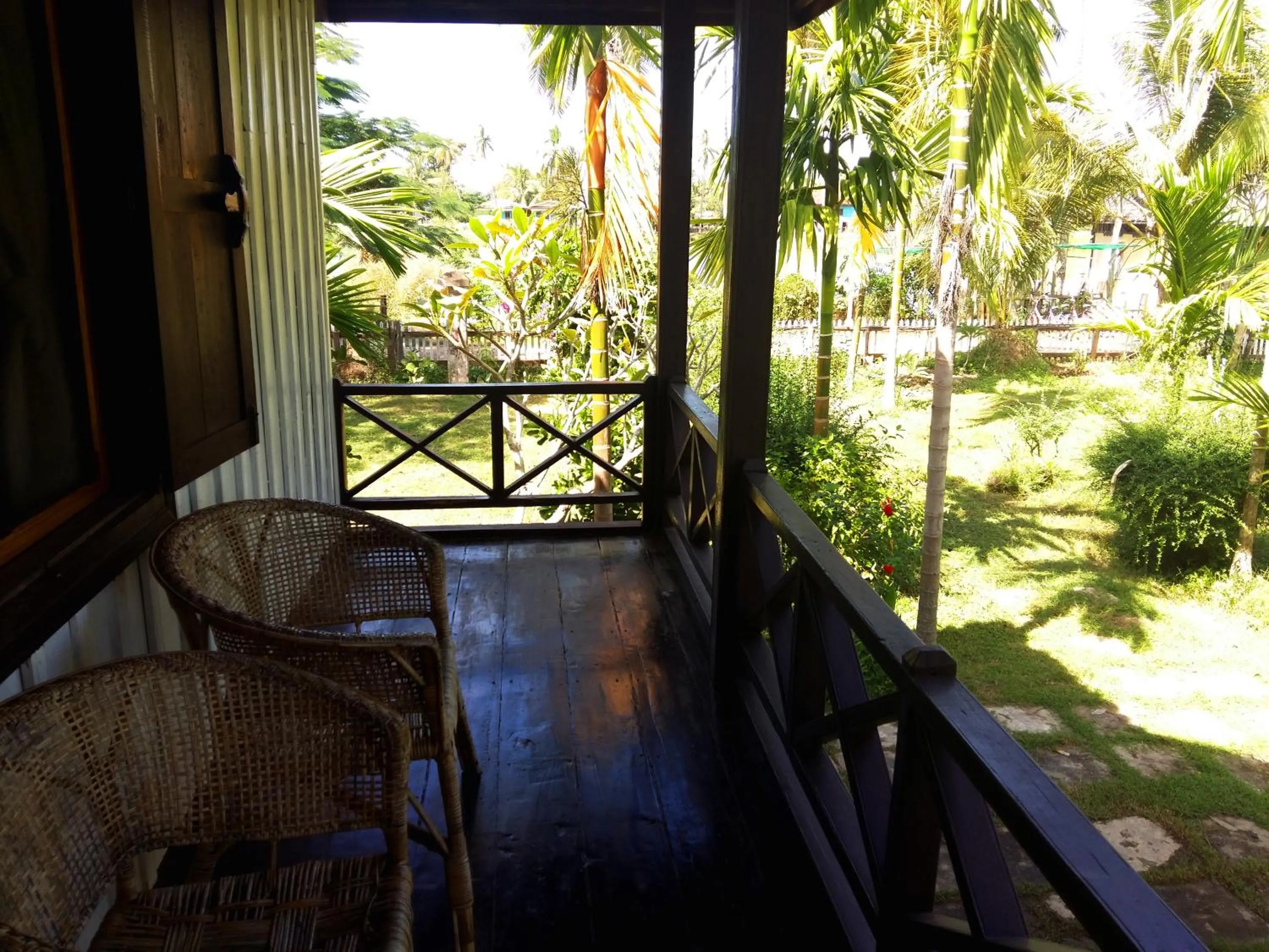 Balcony/Terrace in Sala Done Khone Hotel