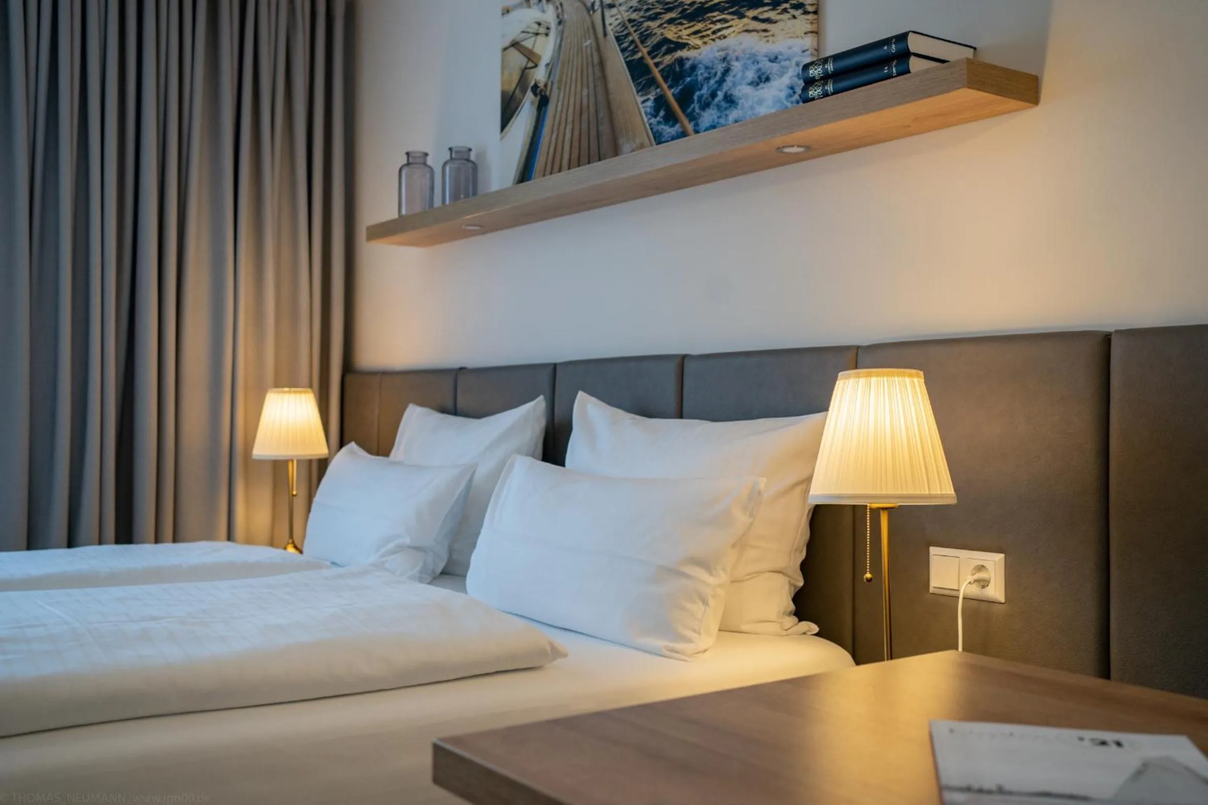 Bed in bodenseezeit Apartmenthotel Garni