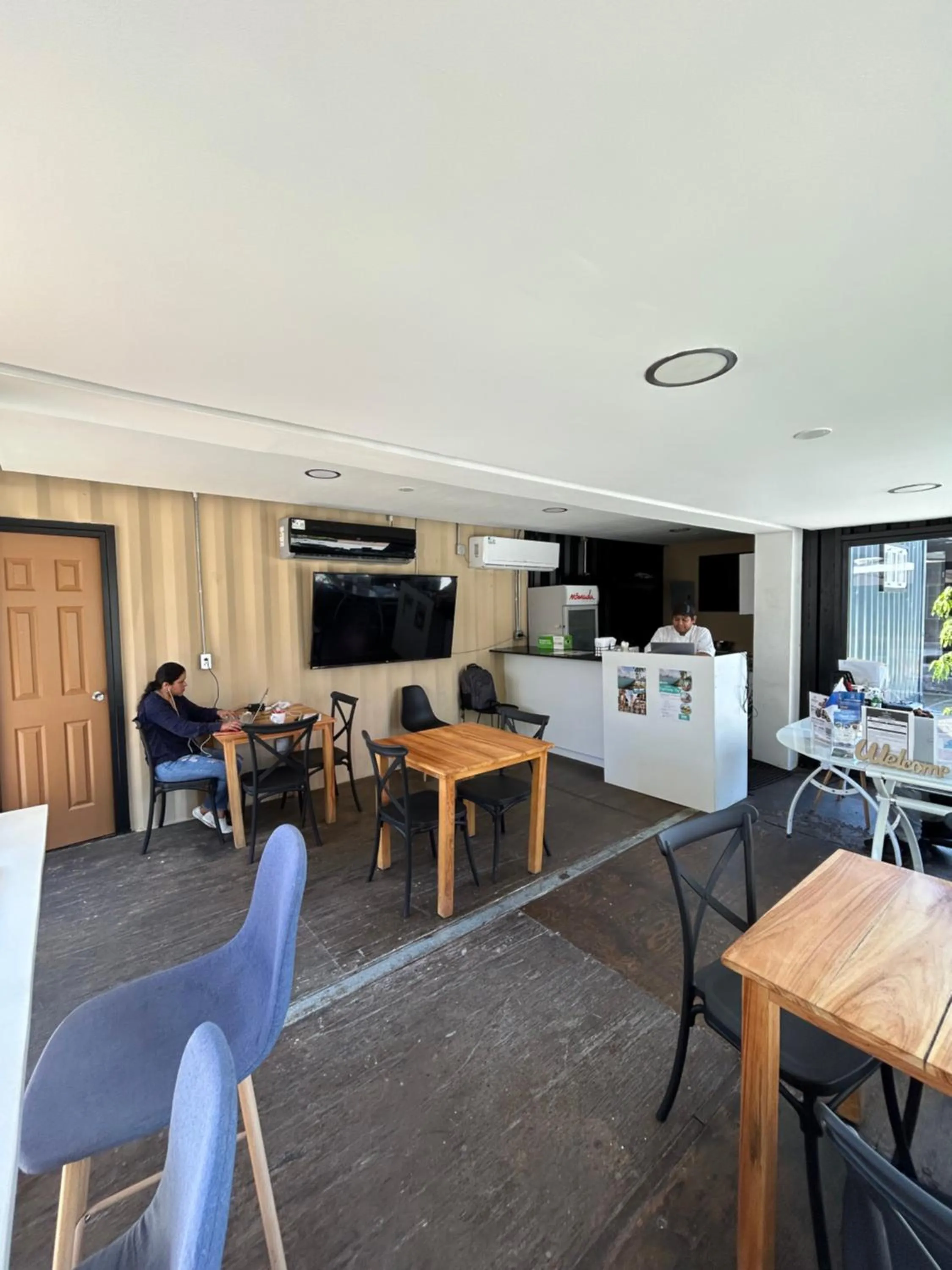 Restaurant/places to eat in Nomada Republic Hotel Panama City