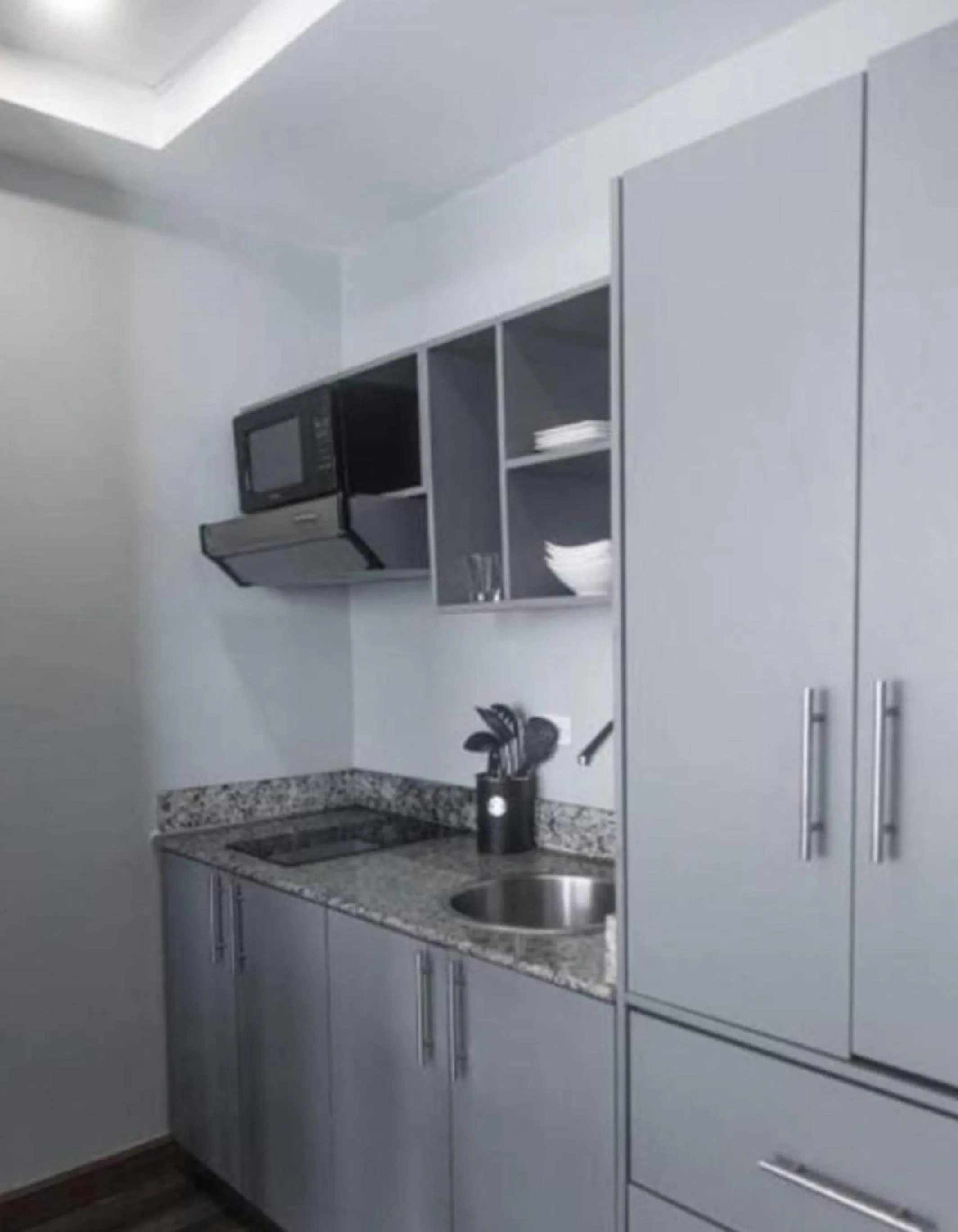 kitchen in Nomada Republic Hotel Panama City