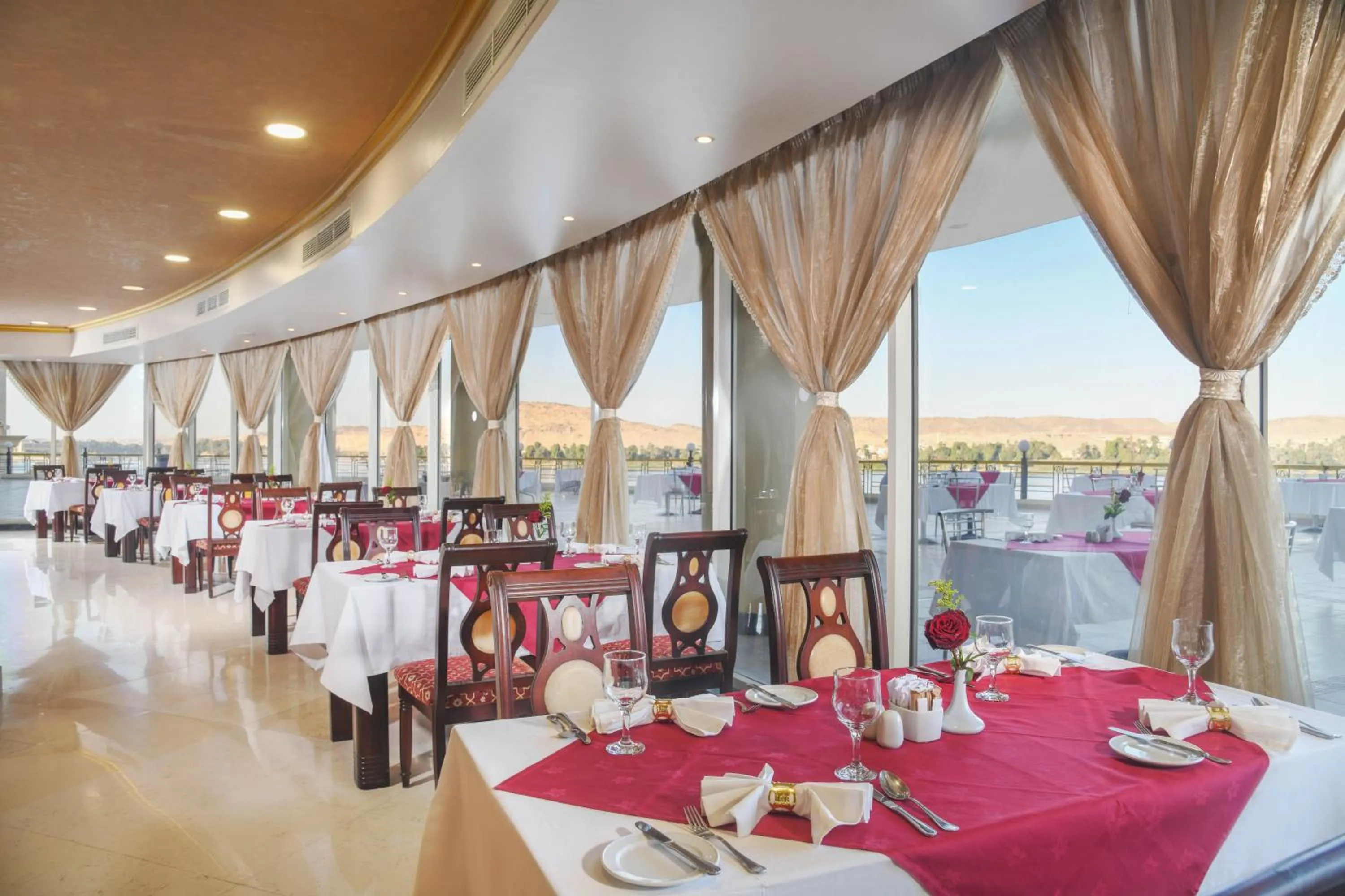 Restaurant/places to eat in Tolip Aswan Hotel