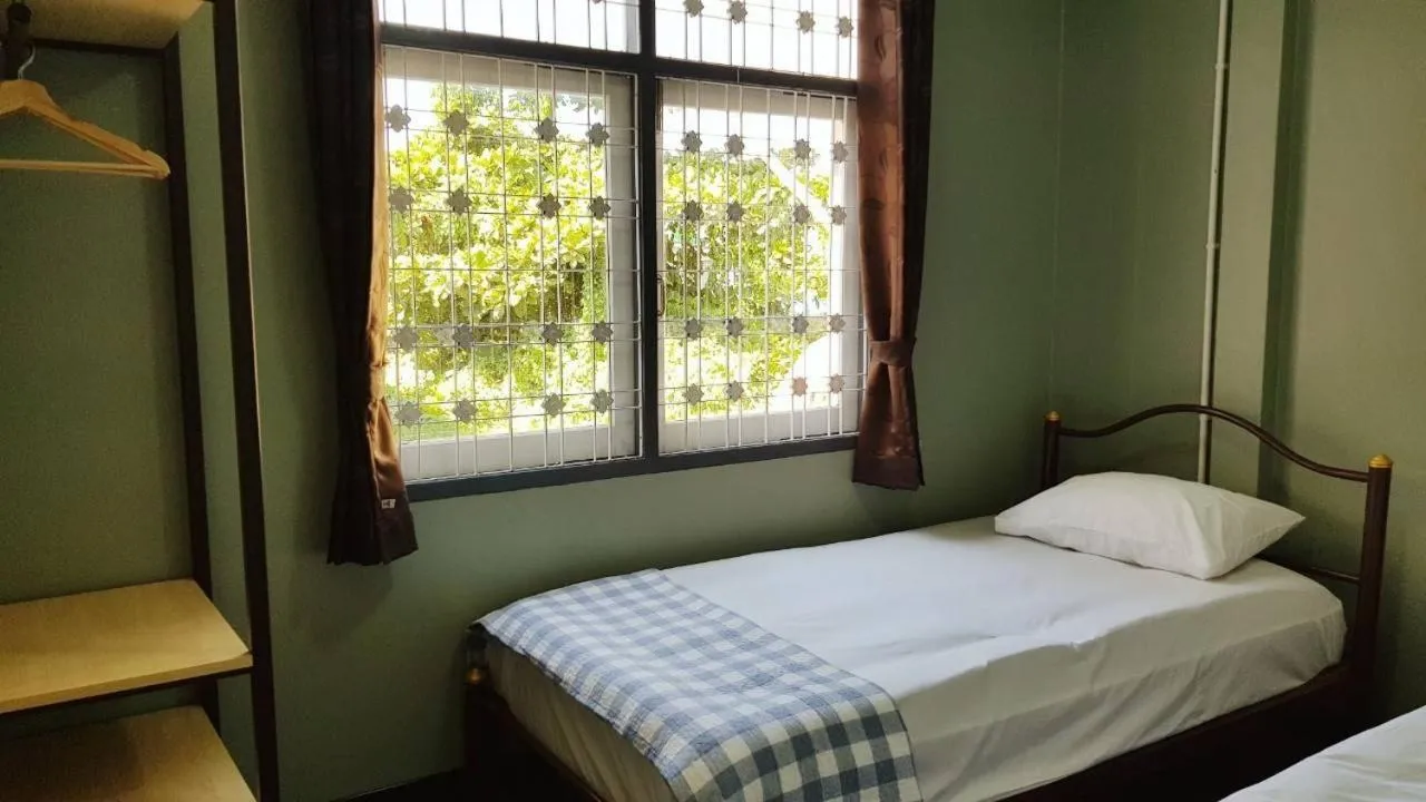 Bed in Baan U-Sabai บ้านอยู่สบาย