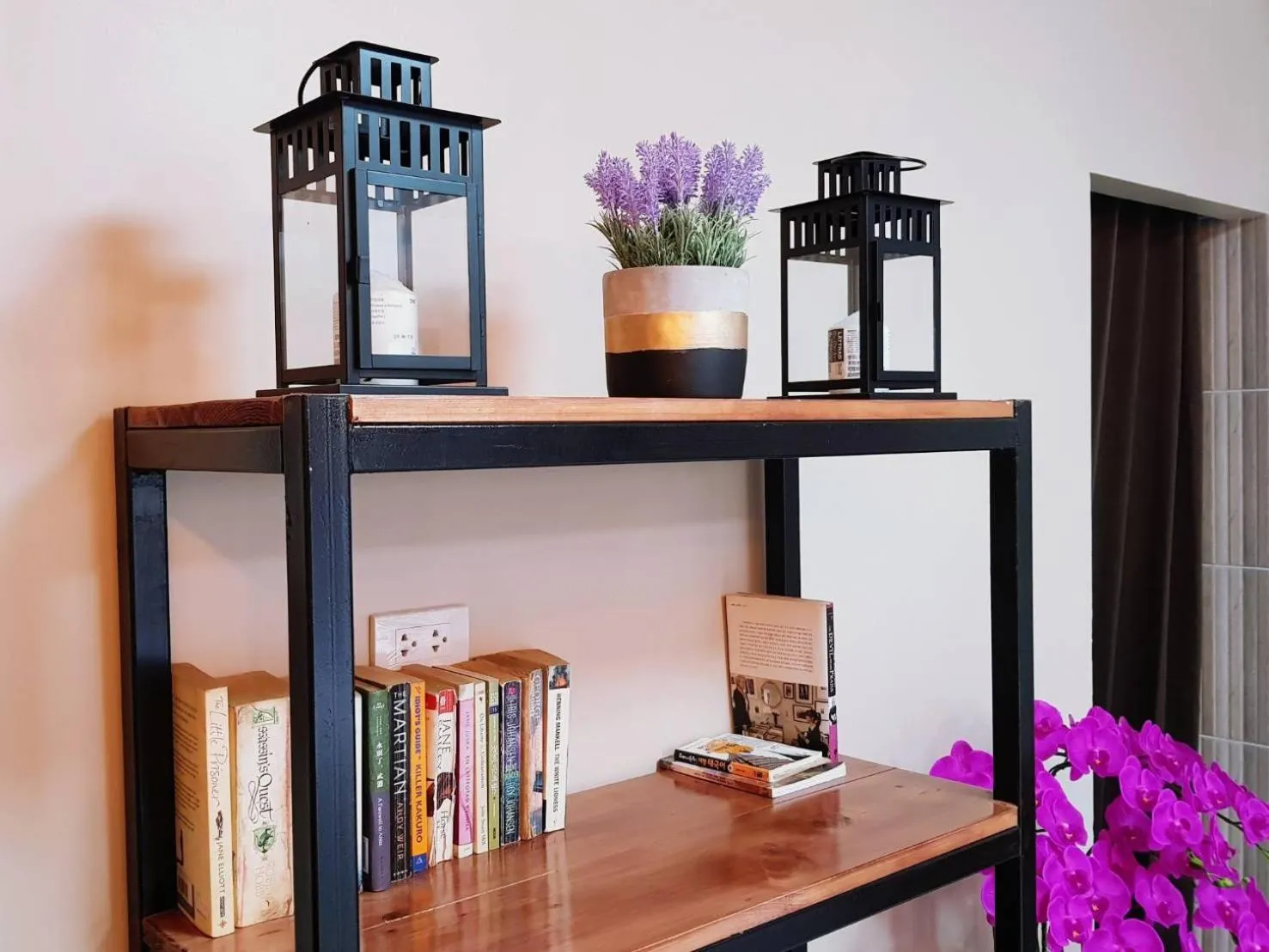 Living room in Baan U-Sabai บ้านอยู่สบาย