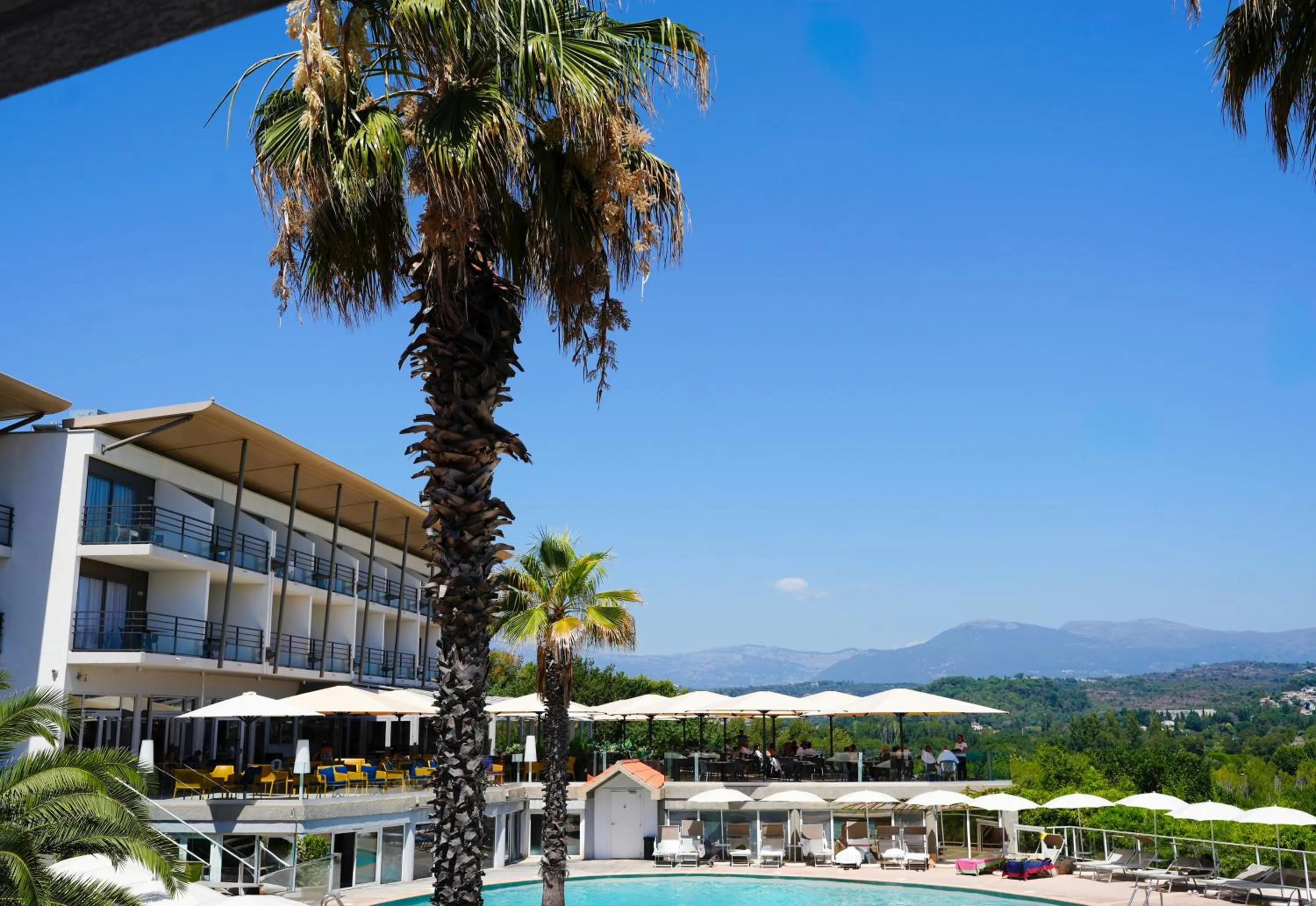 Pool view in Thalazur Antibes - Hôtel & Spa