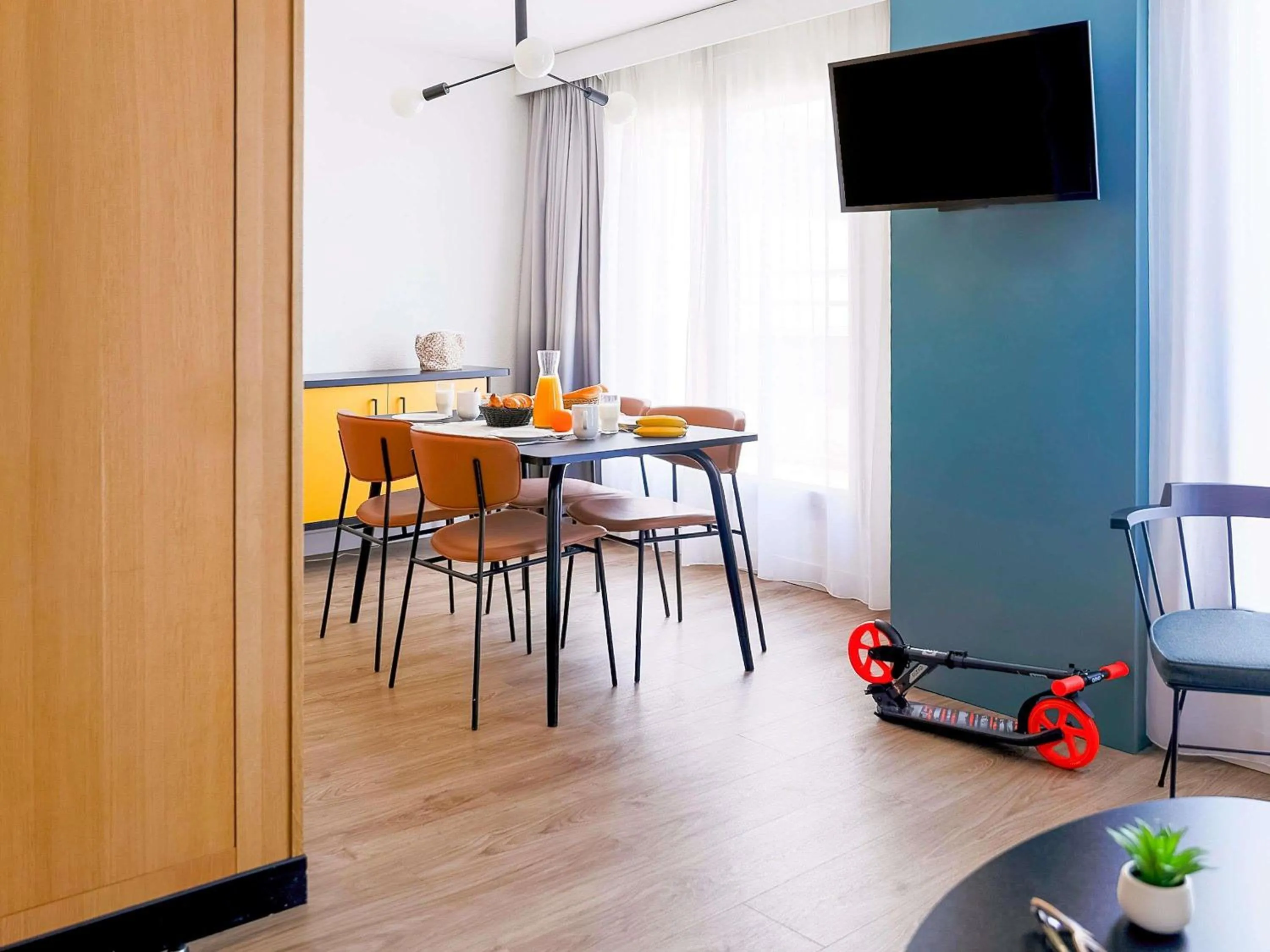 Bedroom in Aparthotel Adagio Annecy Centre