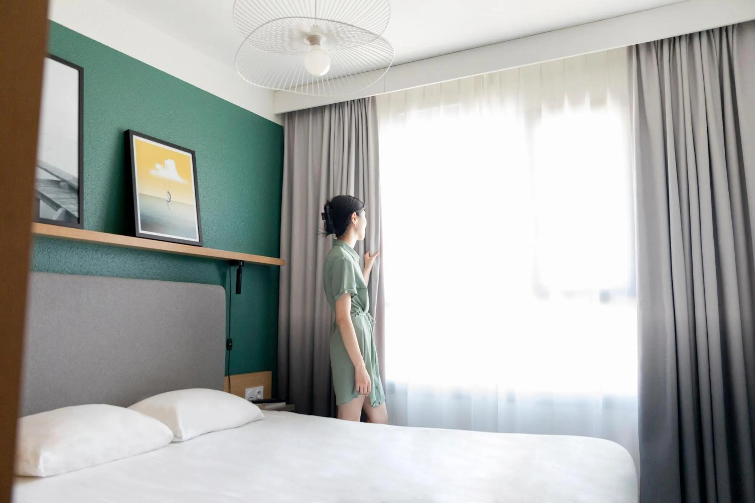 Bed in Aparthotel Adagio Annecy Centre