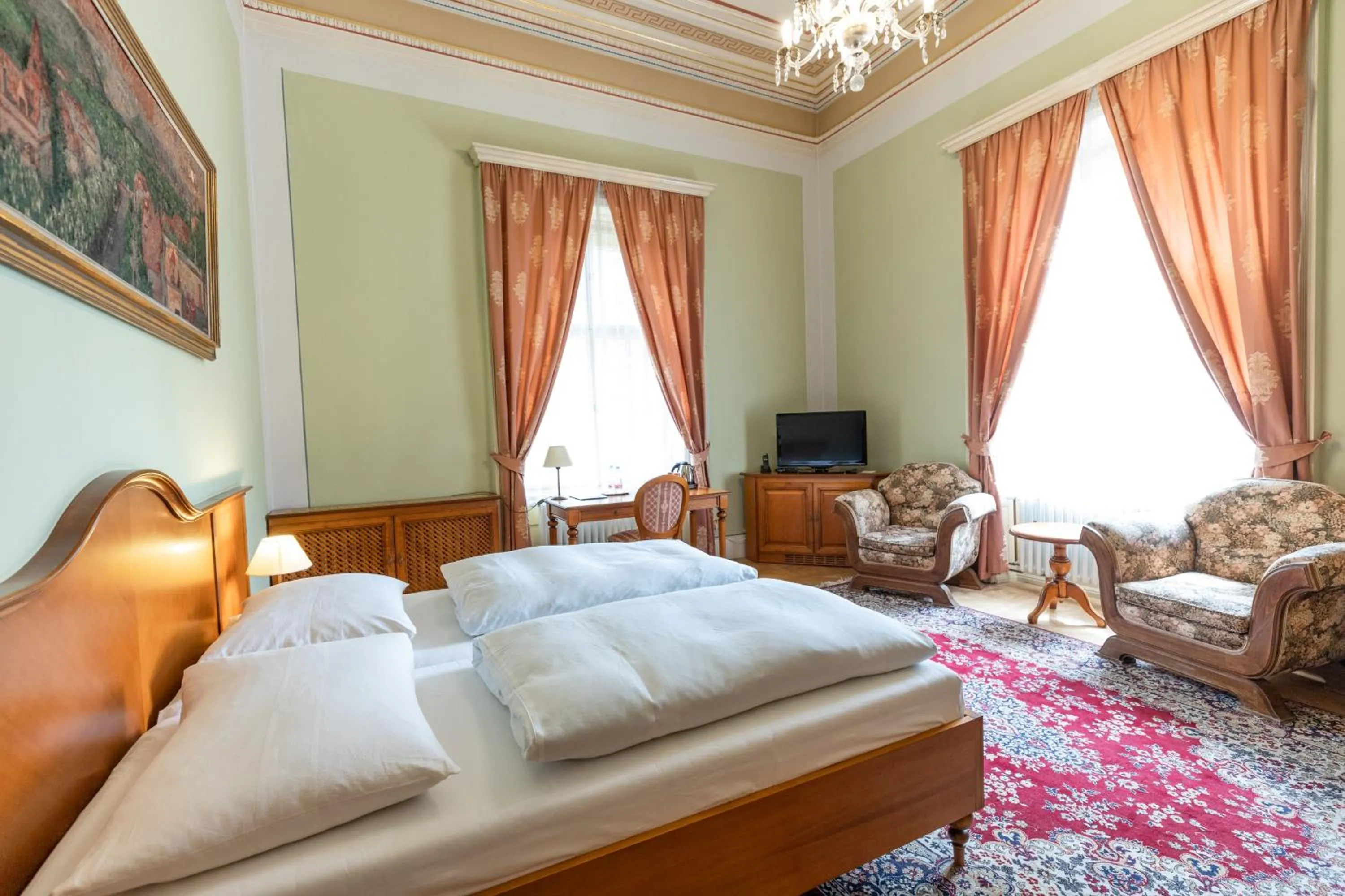 Photo of the whole room, Bed in Vila Lanna