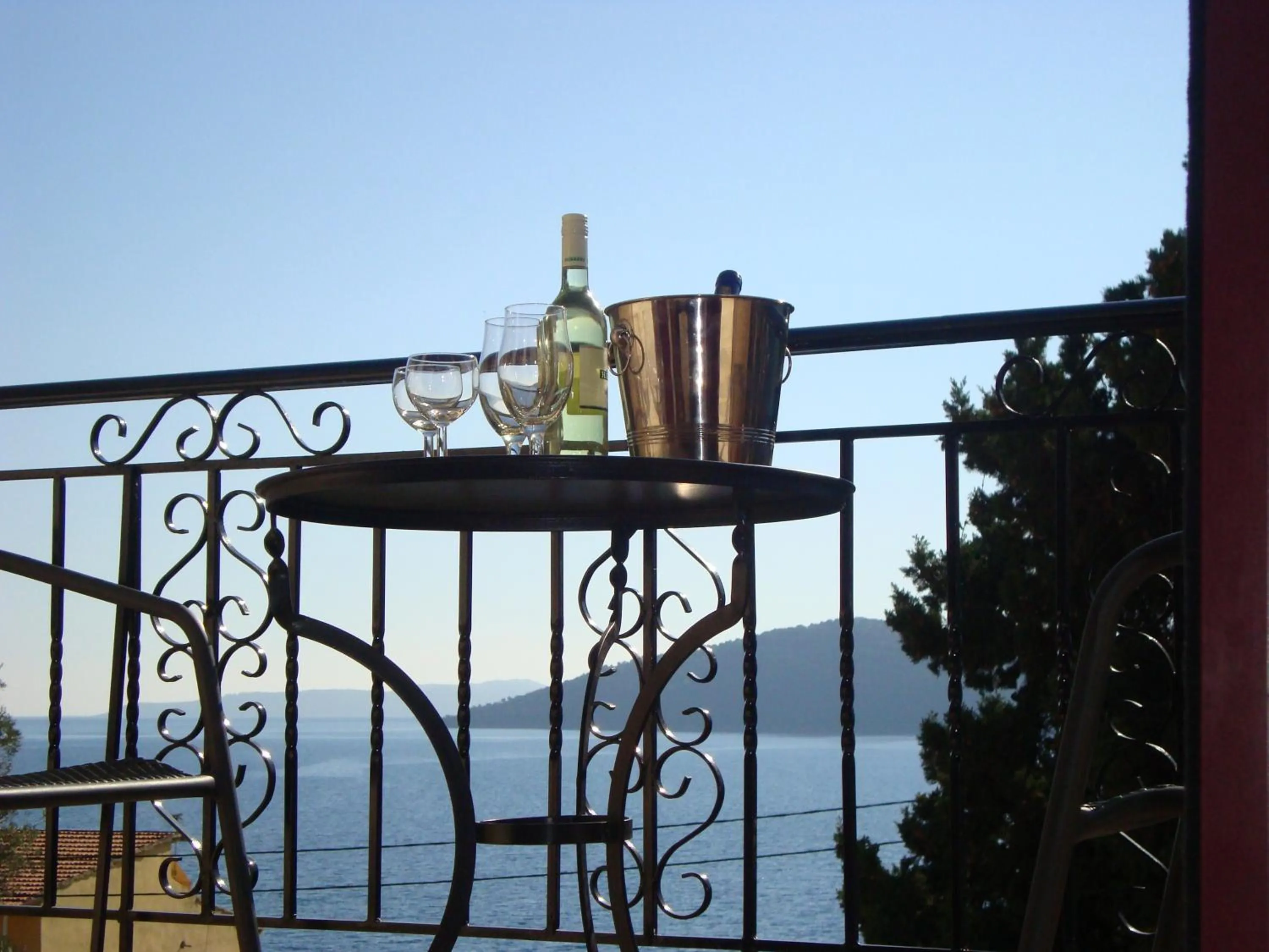 Balcony/Terrace in Mikros Gialos Apartments