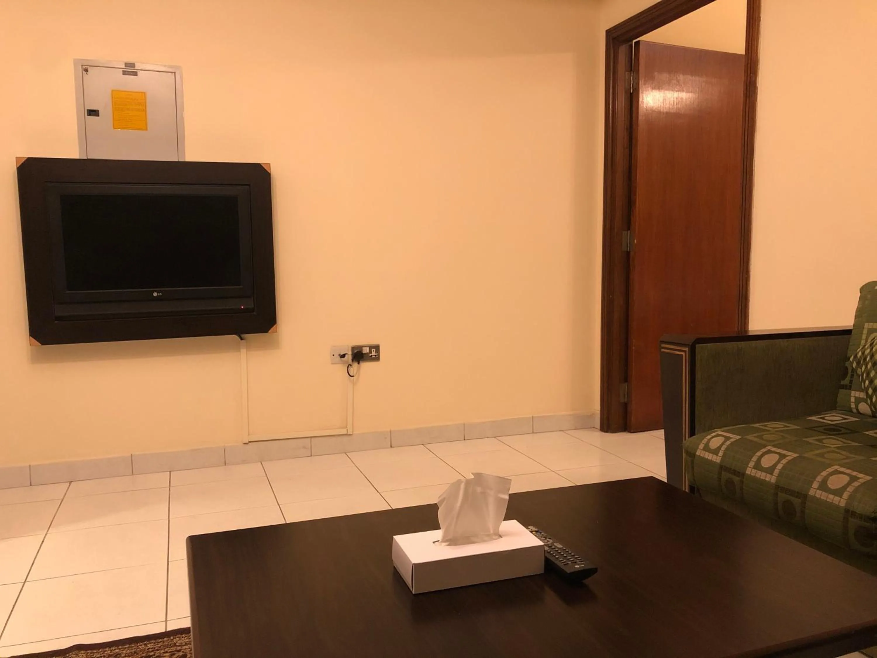 TV and multimedia in New Royal Mark Hotel Apartments