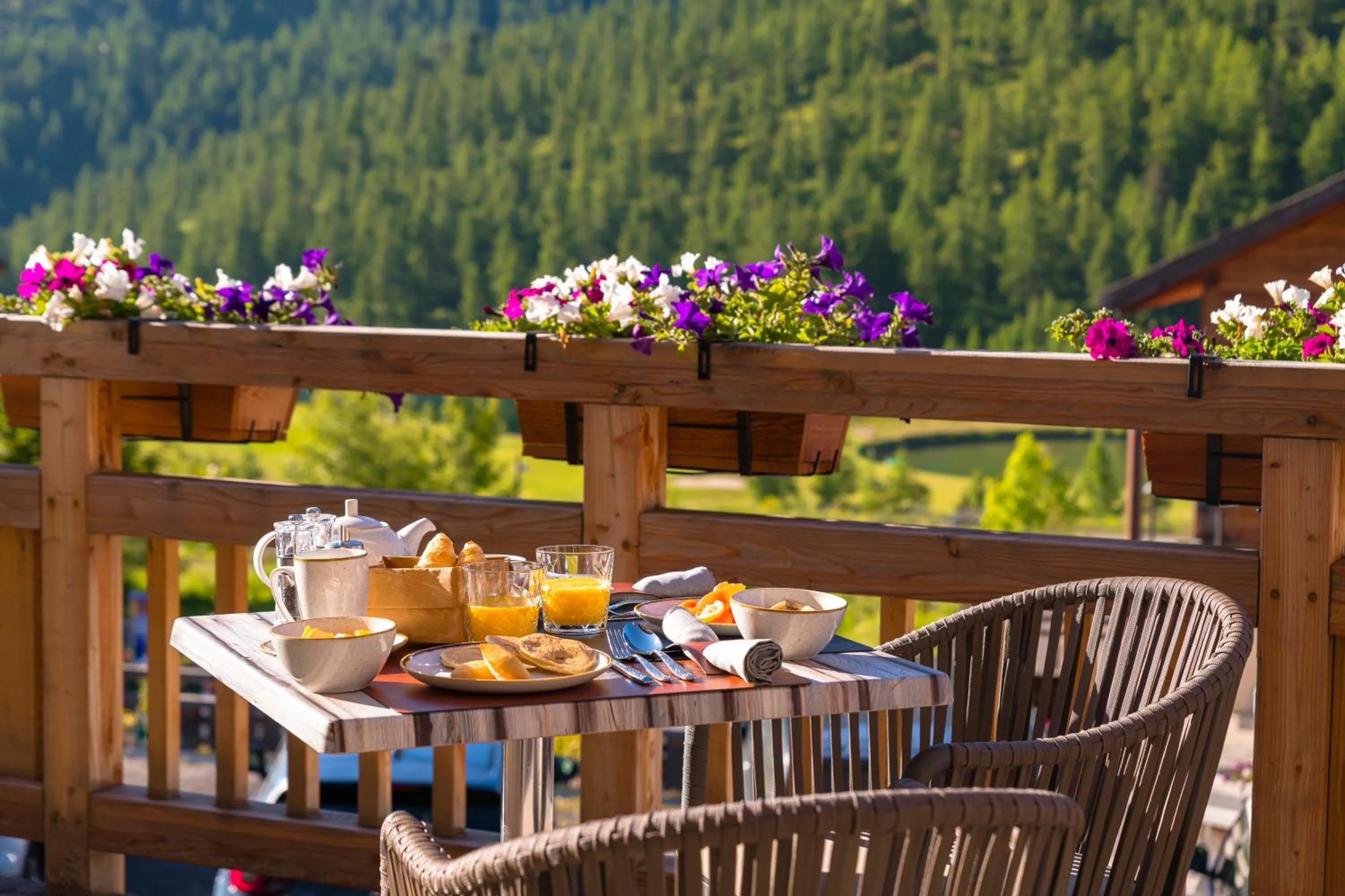 Balcony/Terrace in Le Chalet Blanc Hôtel & Spa