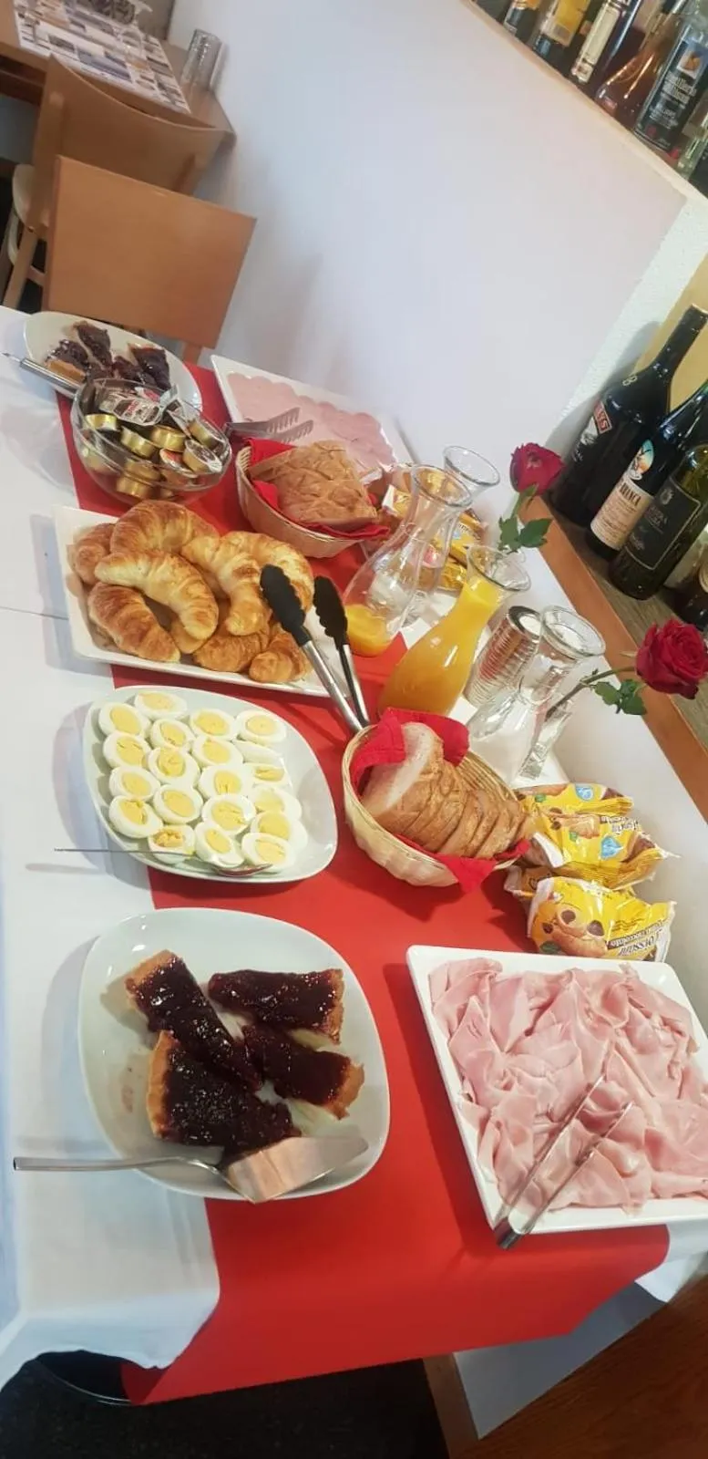 Breakfast in L'ANGOLO DEI SAPORI