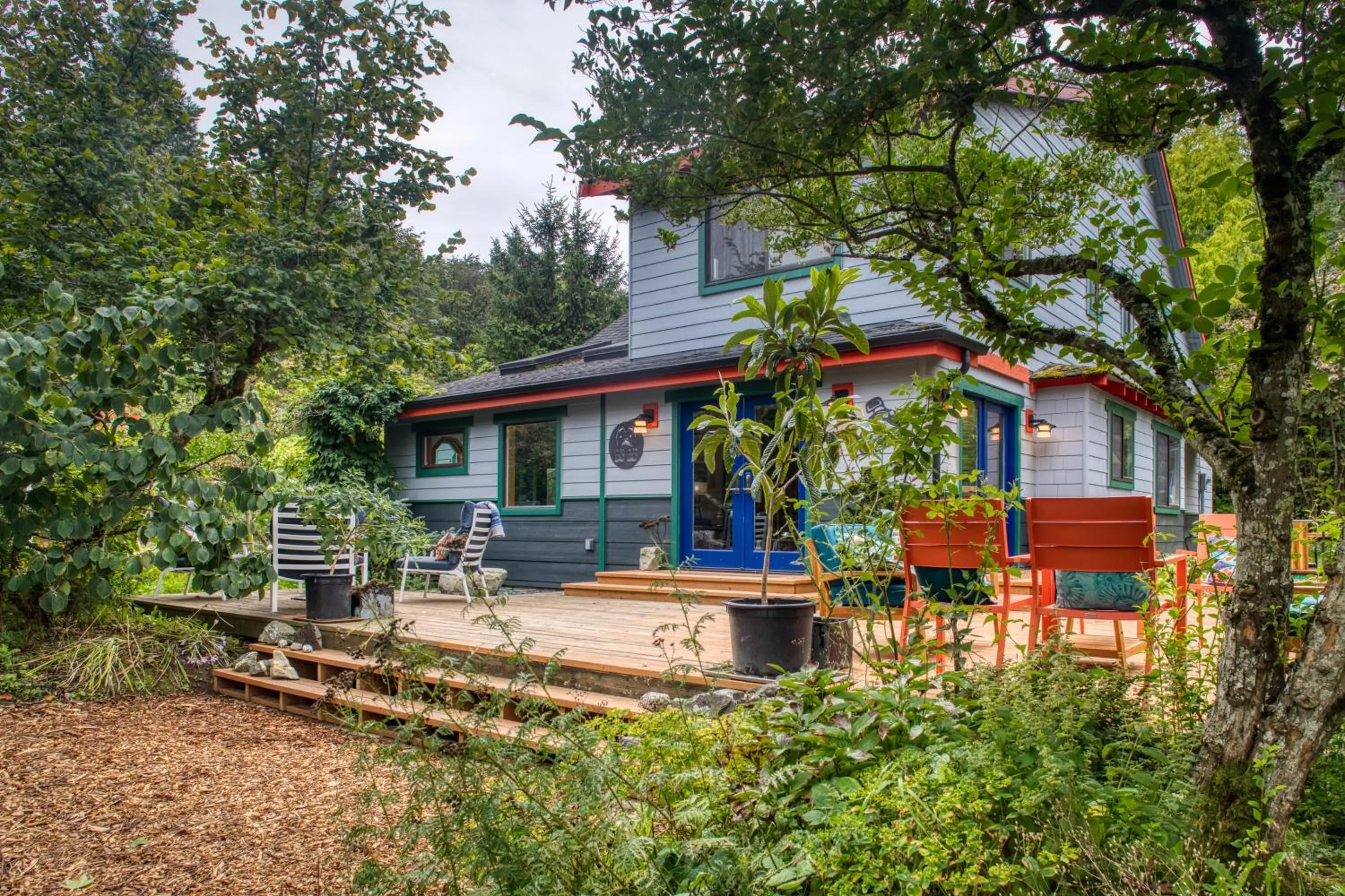 Property building in Sehome Garden Inn