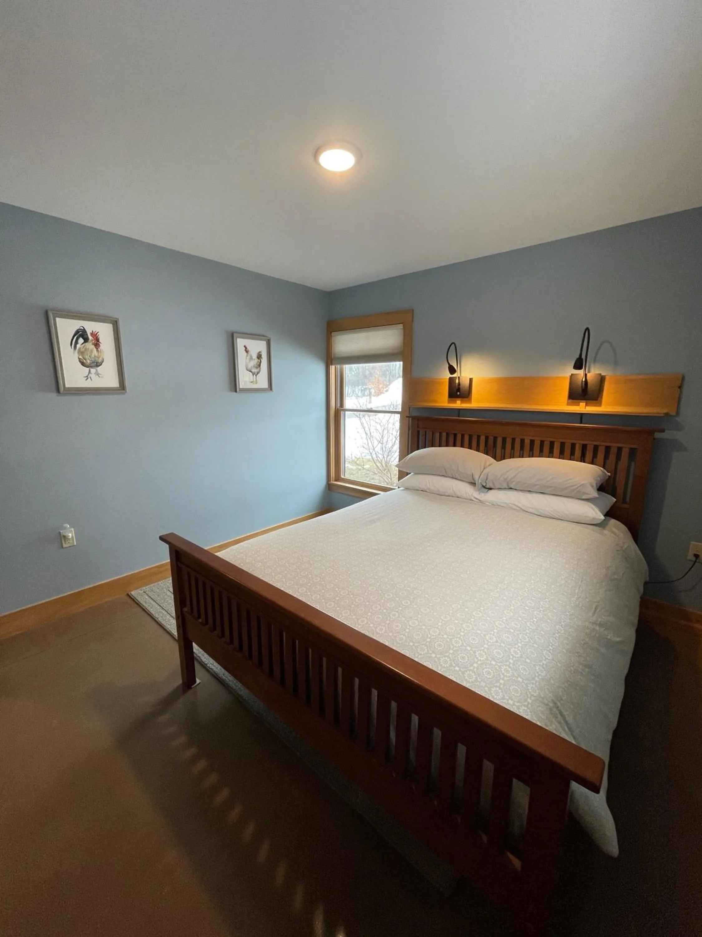 Bed in Fat Sheep Farm & Cabins