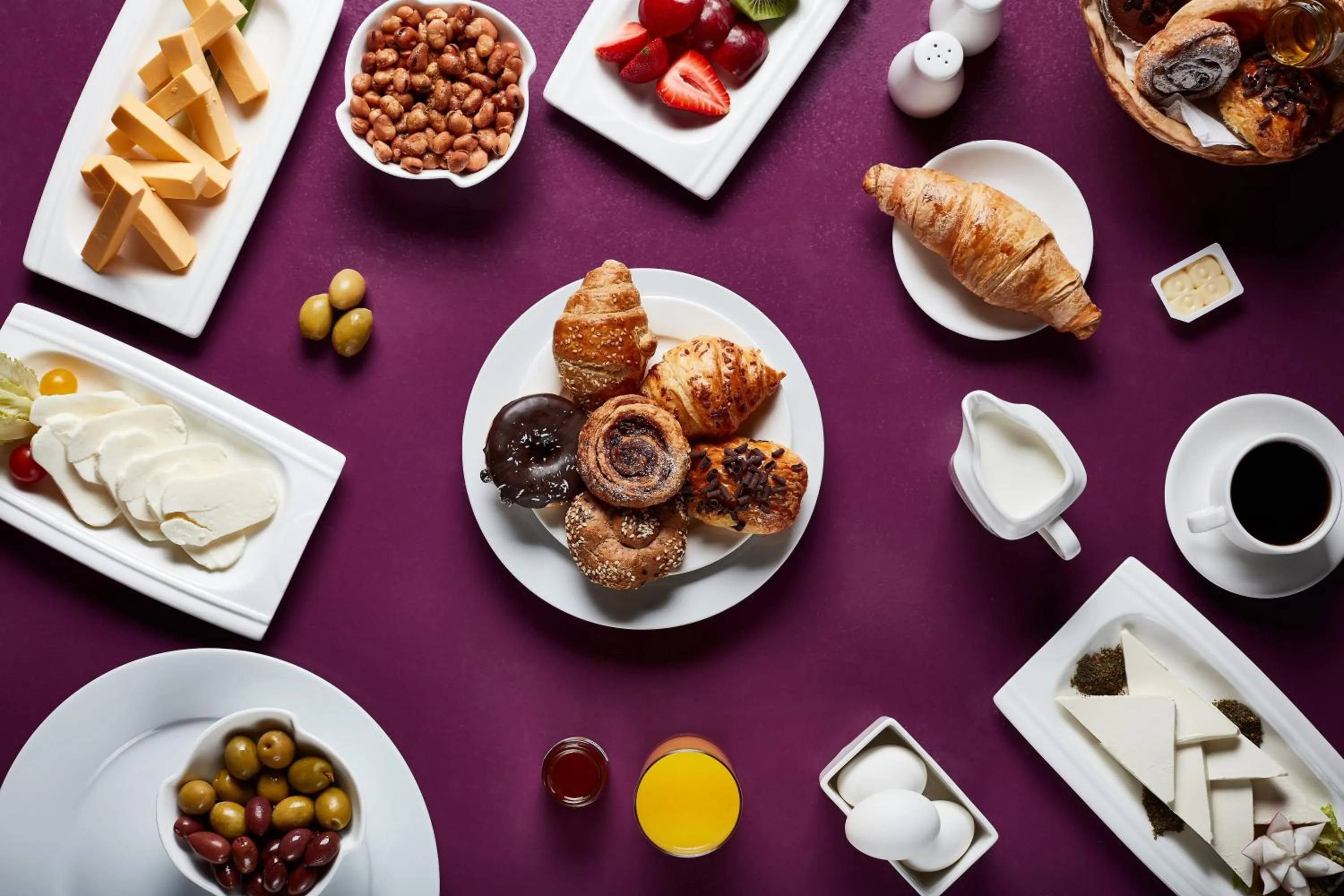 Food close-up in Makarem Mina Hotel