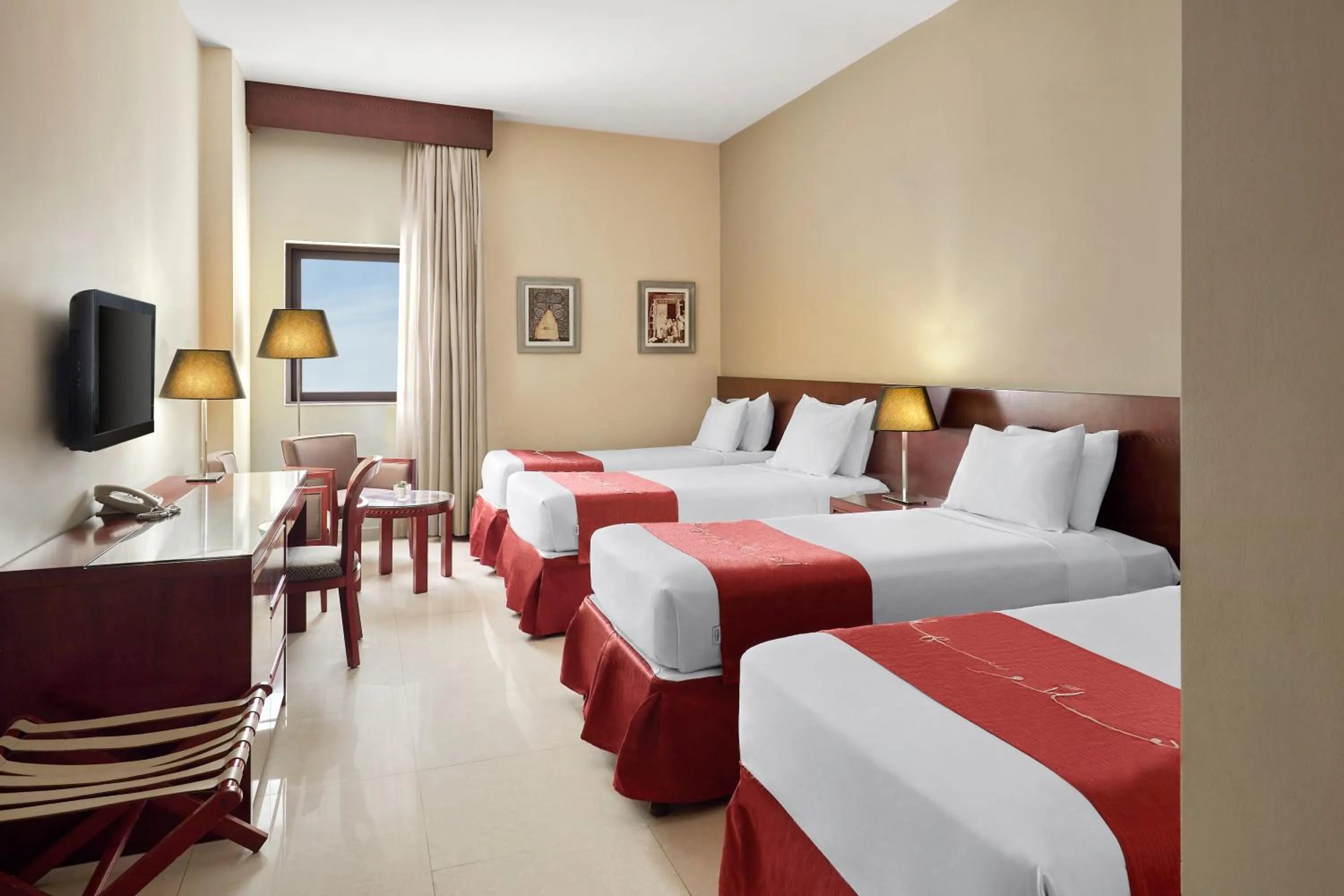 Standard Quadruple Room in Makarem Mina Hotel