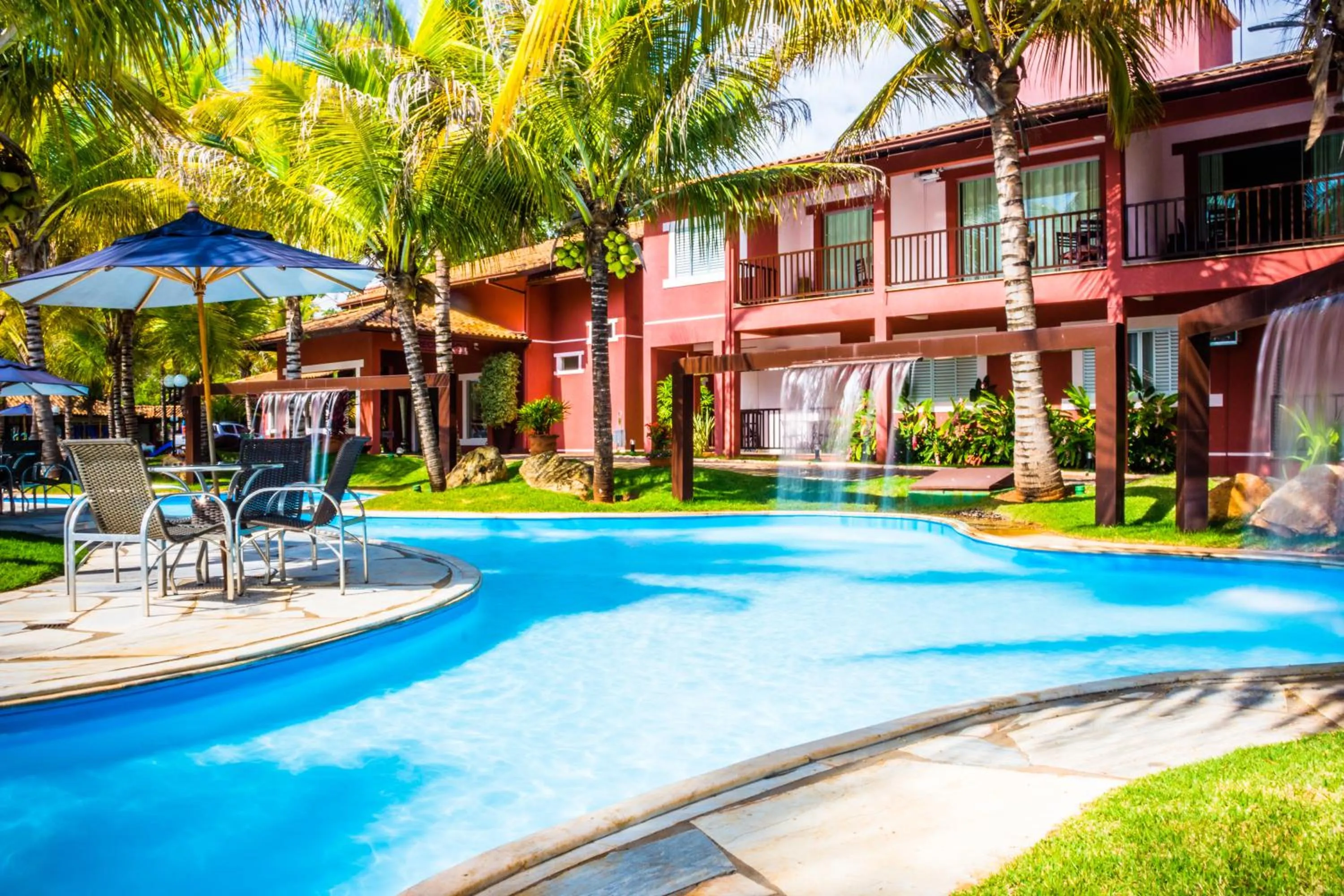 Facade/entrance in Balneário do Lago Hotel