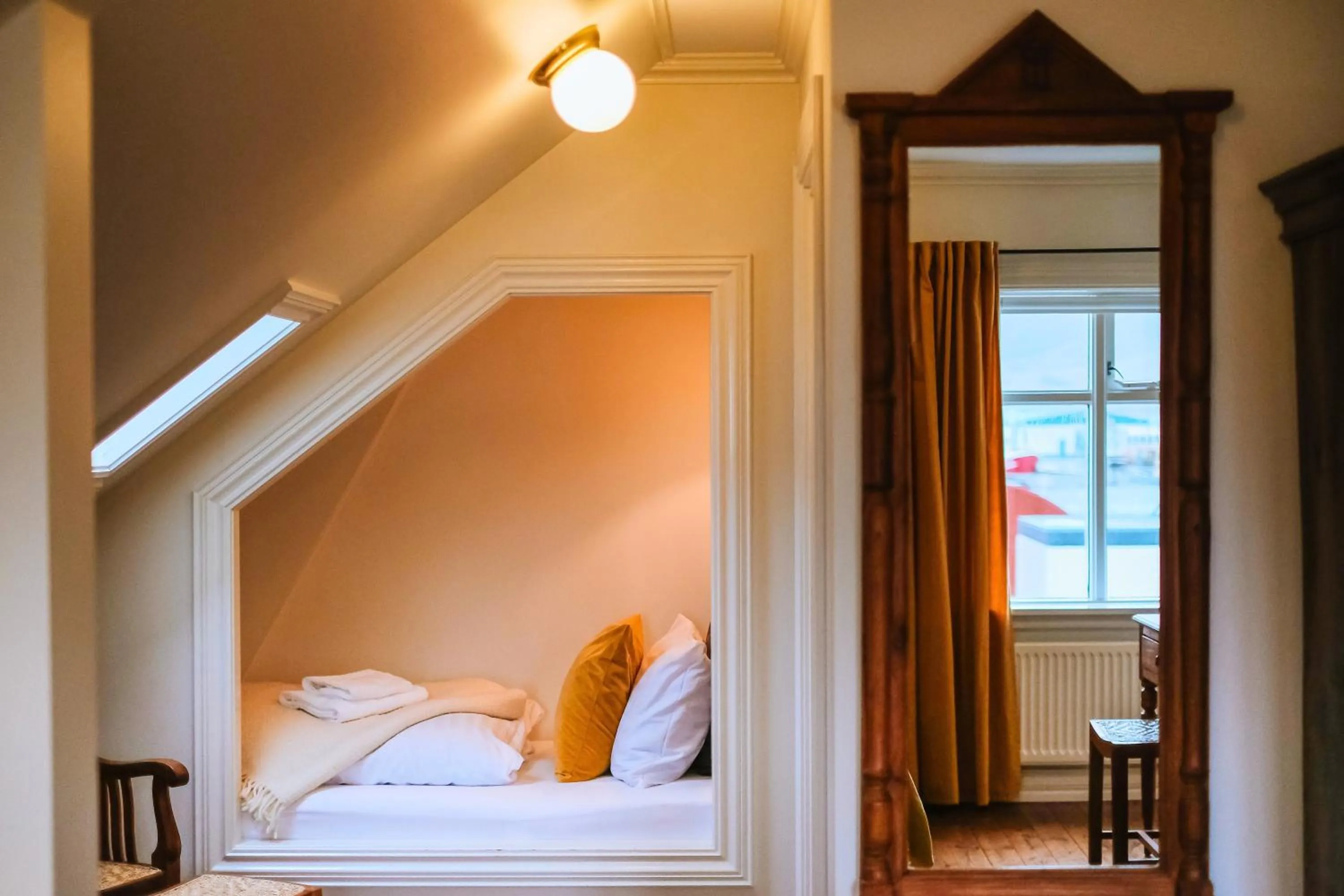 Bed in Bankinn - Hotel by Aldan