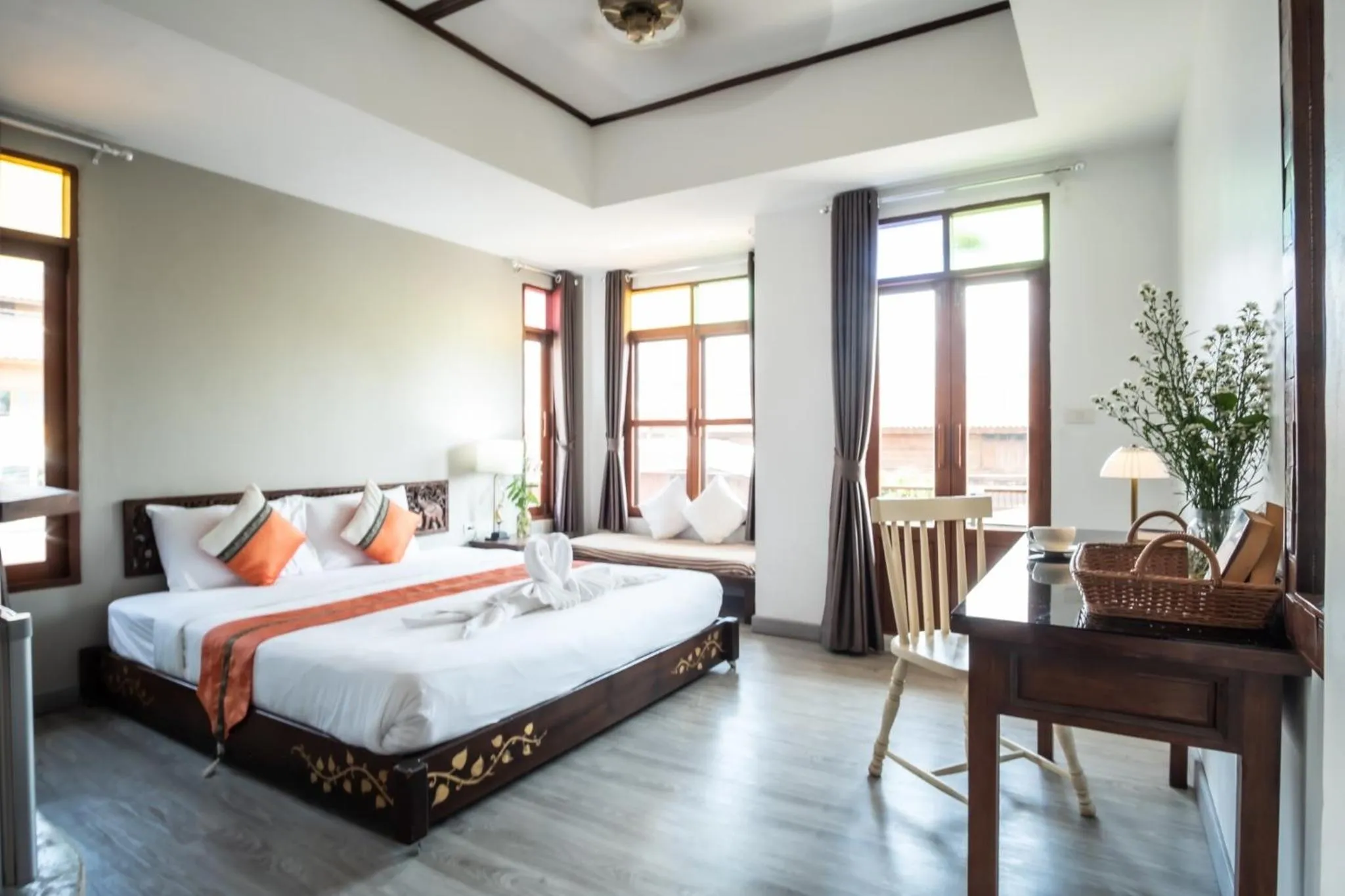 Bedroom, Bed in Hugga Pai