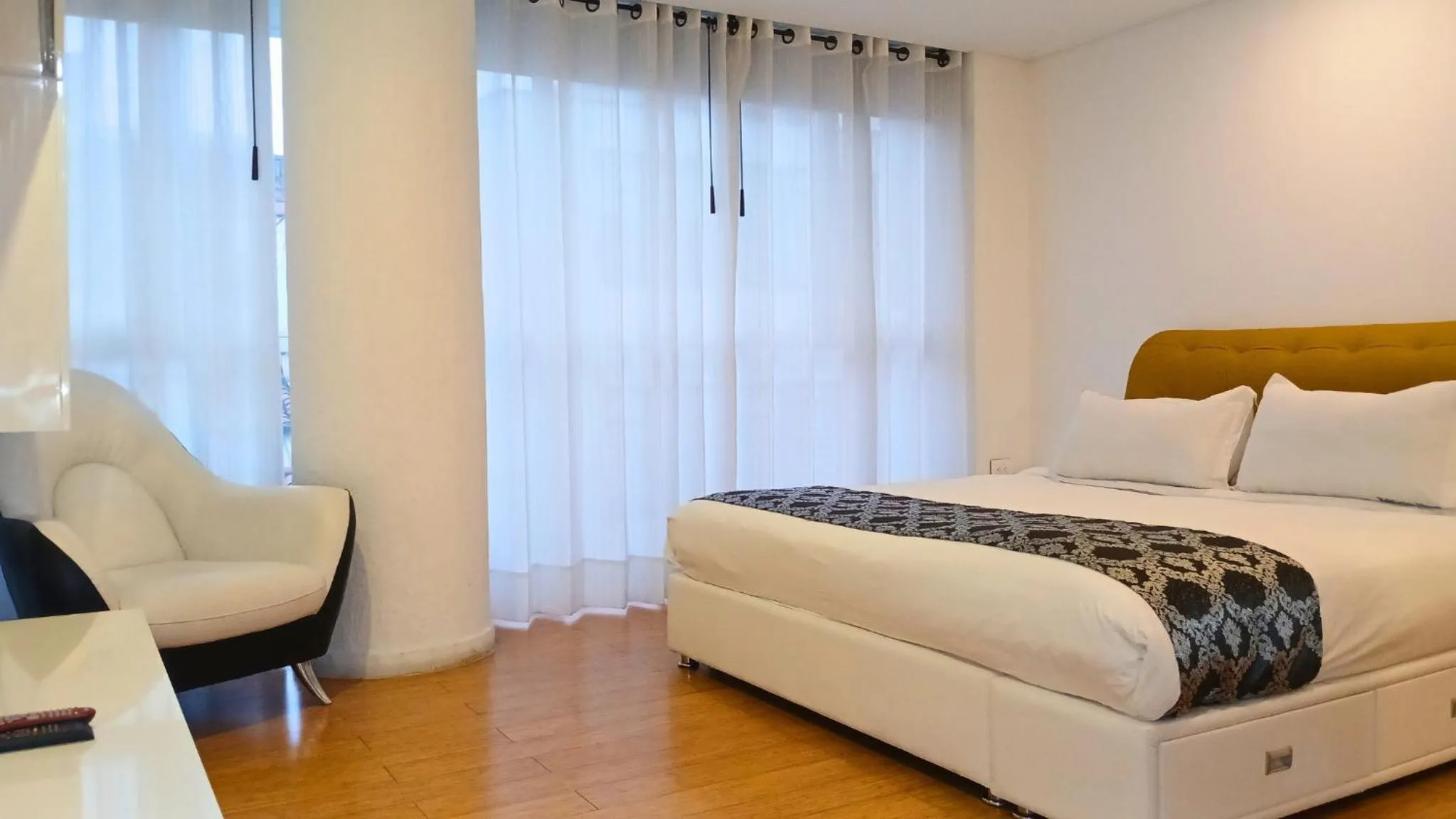 Photo of the whole room in Monir Usaquén Bogotá