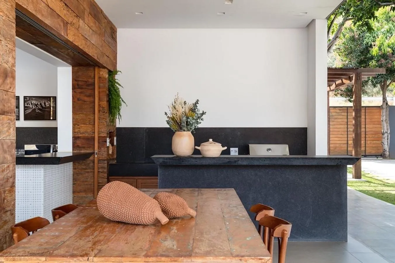 Seating area in Pousada Noah