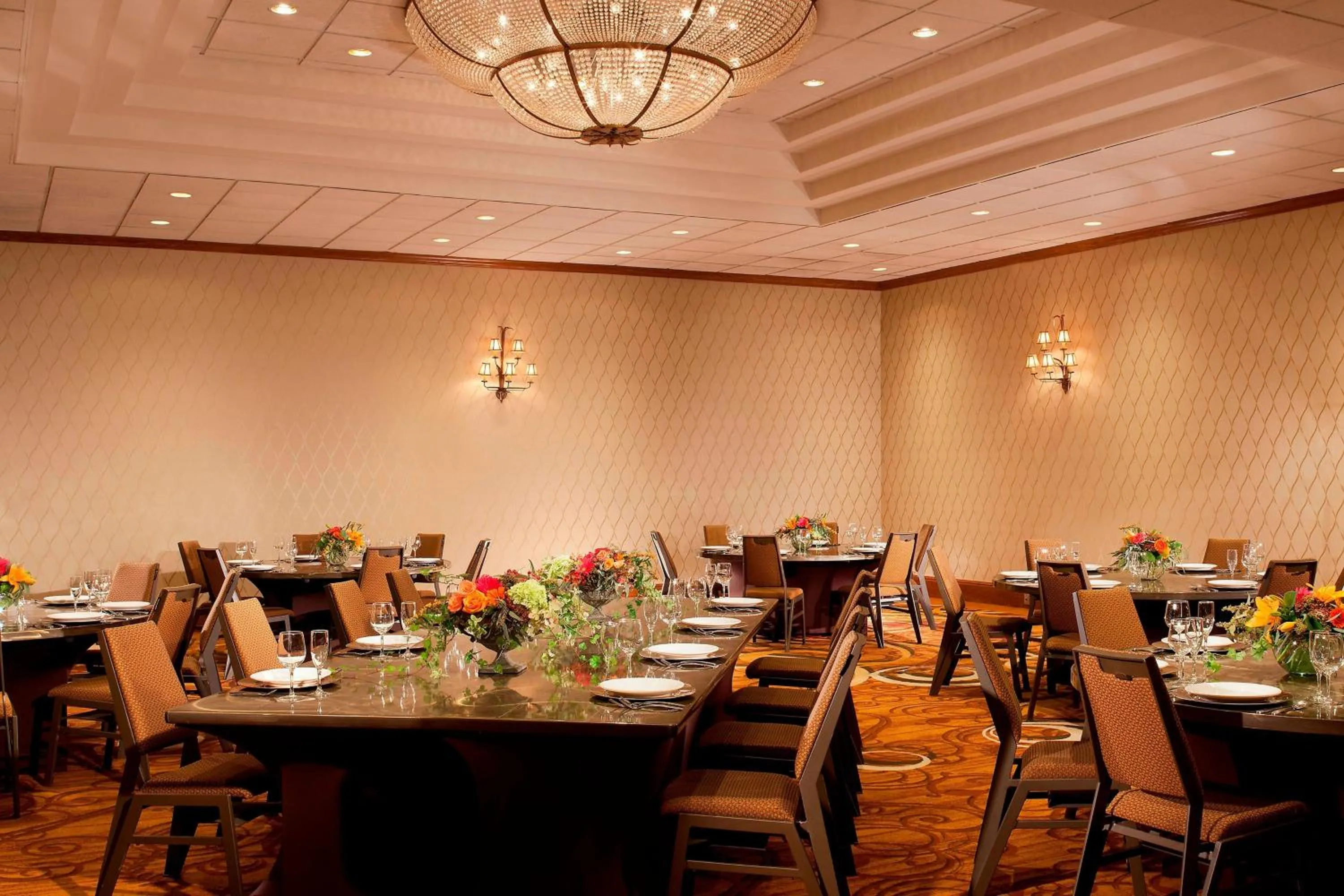 Meeting/conference room in Sheraton Minneapolis West Hotel