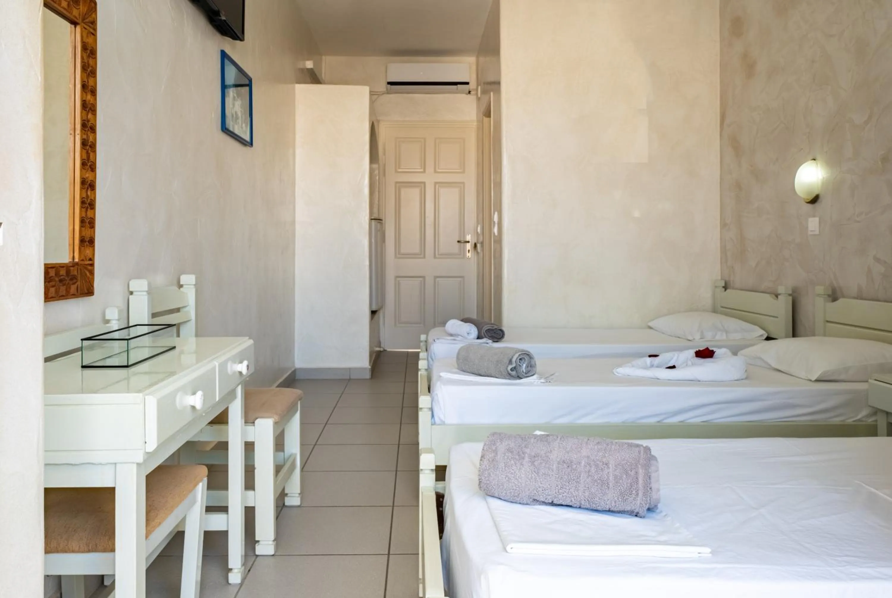 Bed in Sunrise Hotel