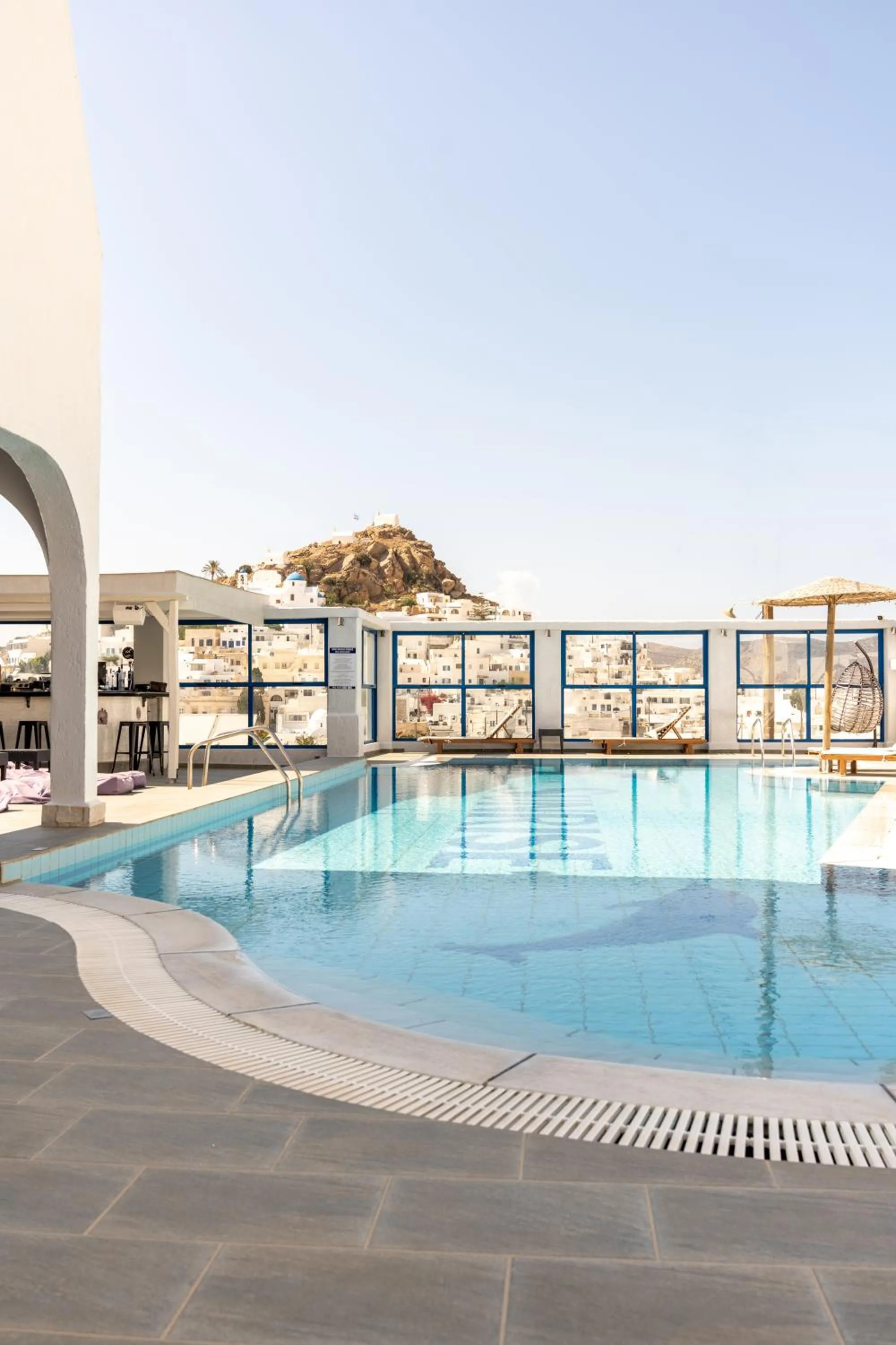 Swimming pool in Sunrise Hotel