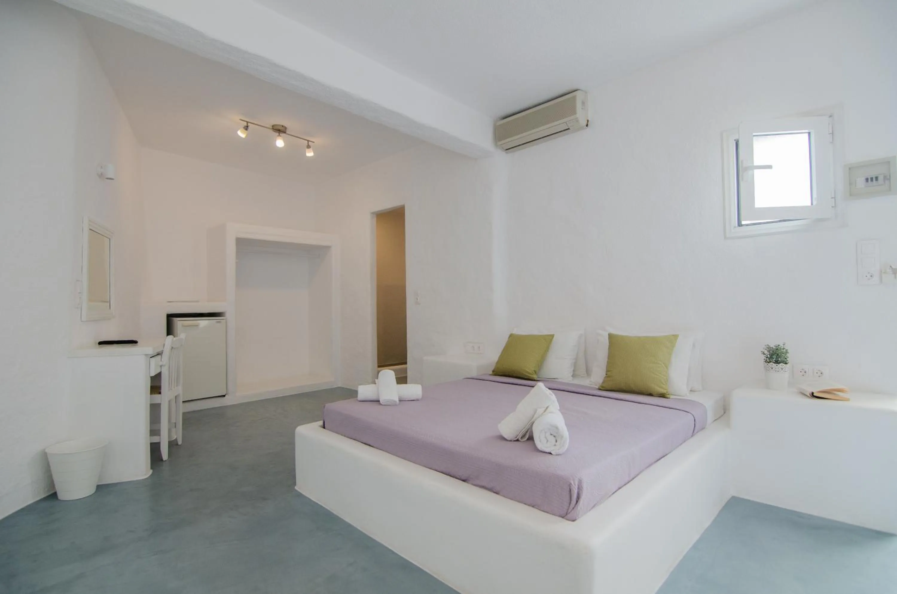 Bed in Sunrise Hotel