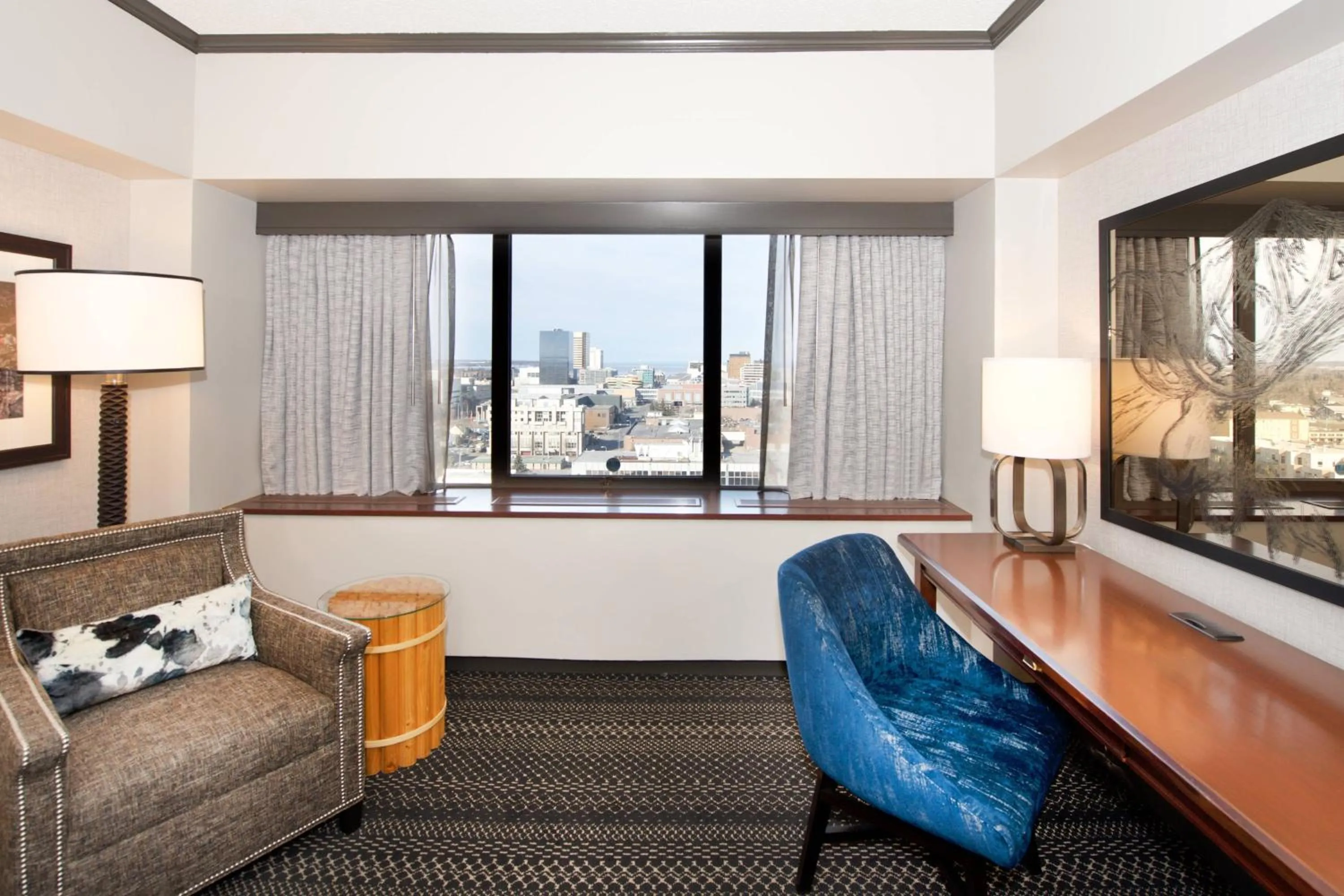 Photo of the whole room in Sheraton Anchorage Hotel