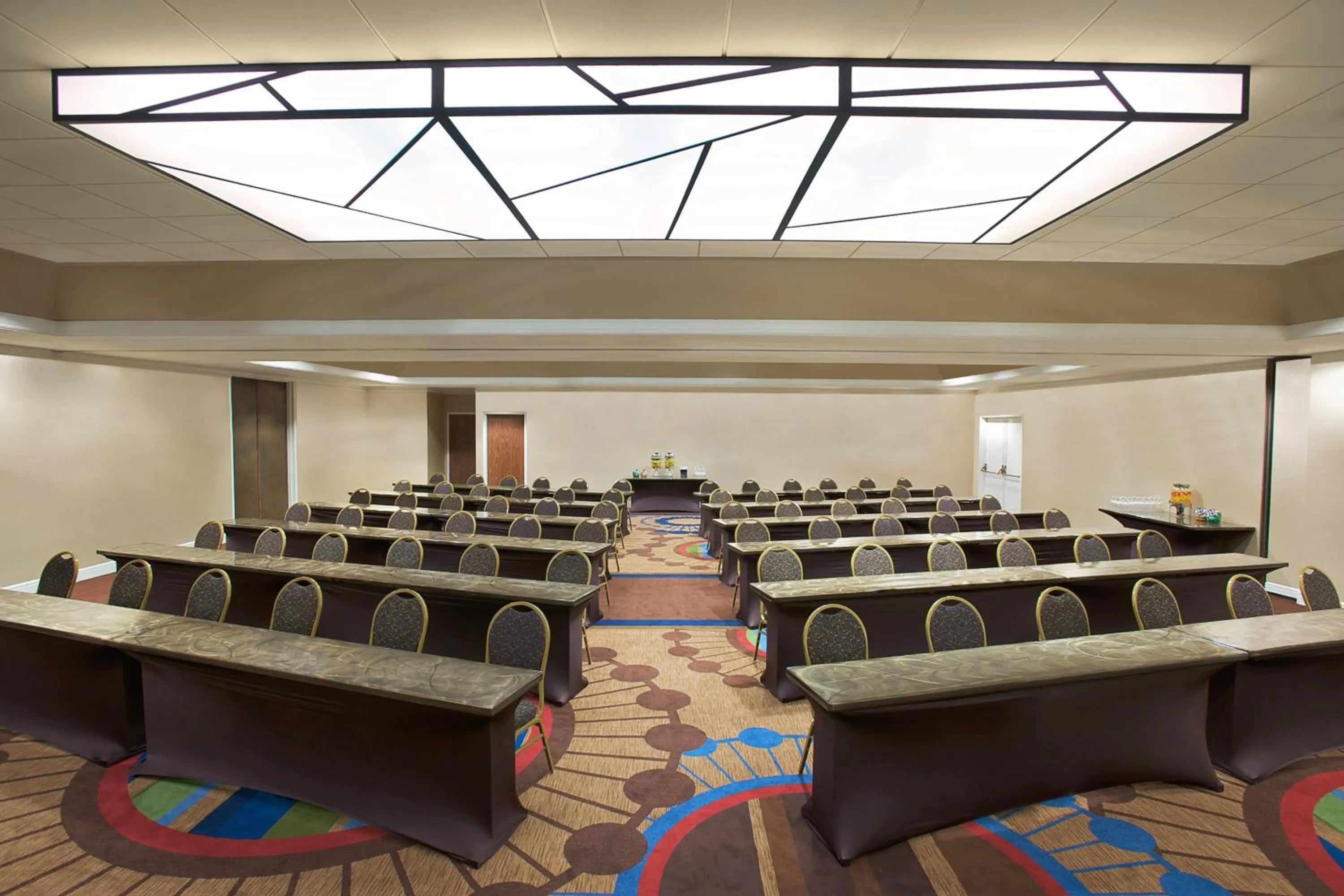 Meeting/conference room in Sheraton Anchorage Hotel