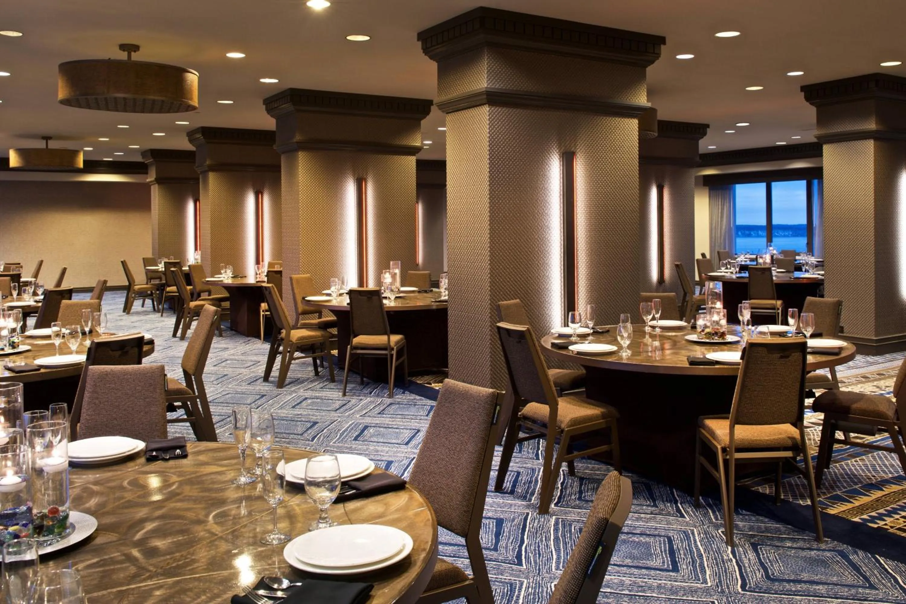 Meeting/conference room in Sheraton Anchorage Hotel