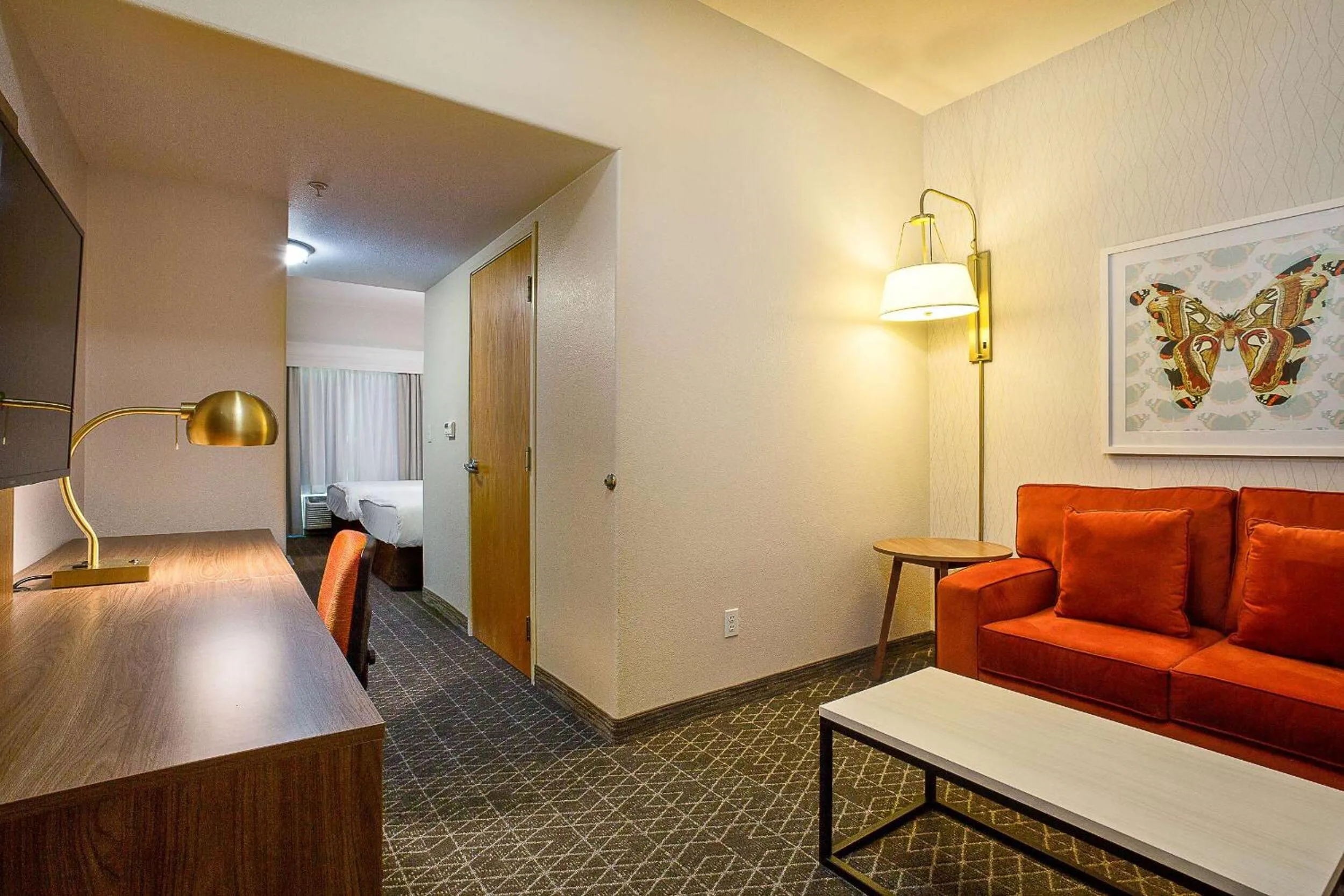 Photo of the whole room in Hawthorn Suites by Wyndham-Oakland/Alameda