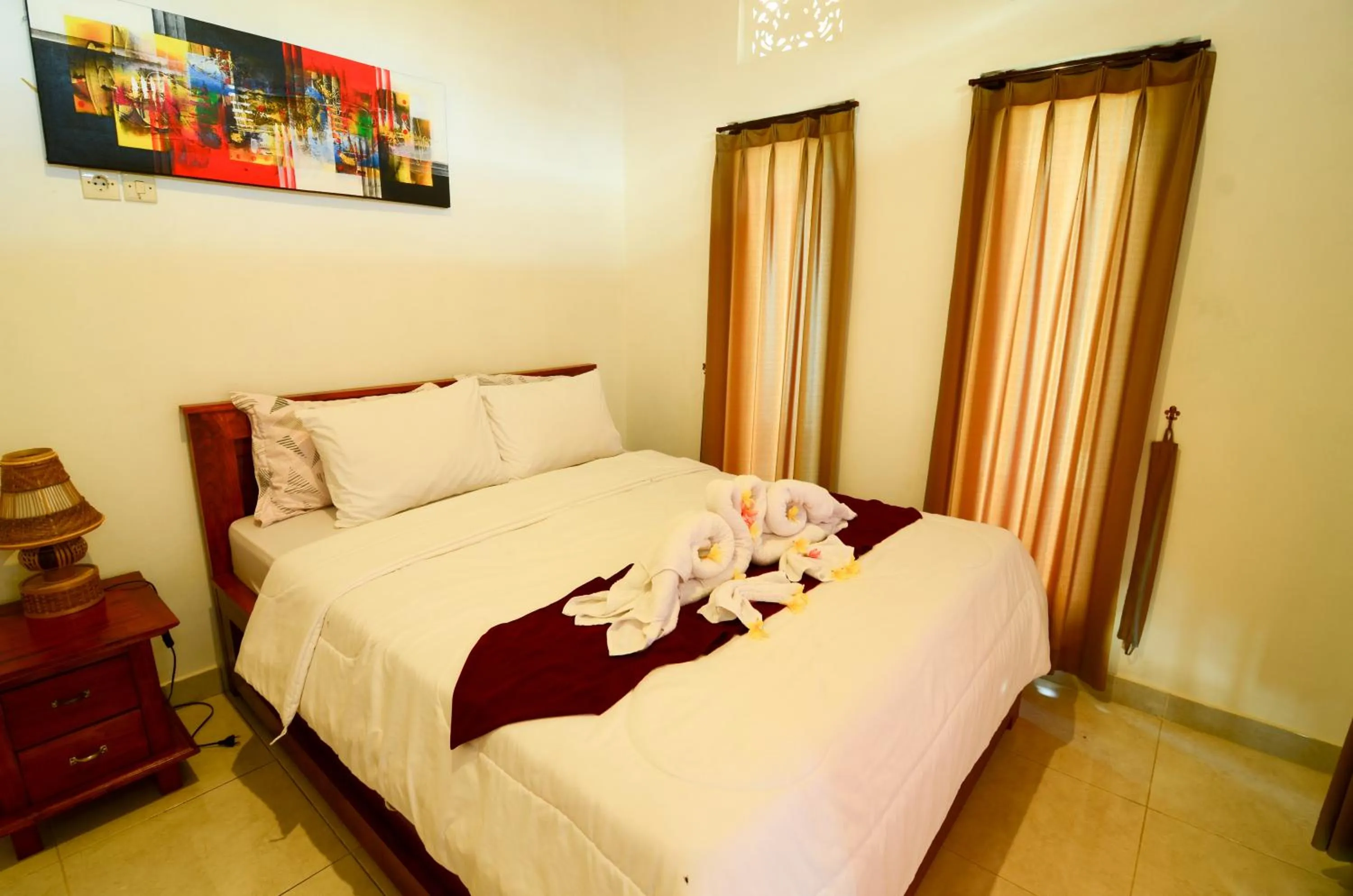 Bed in Volcano Lake View