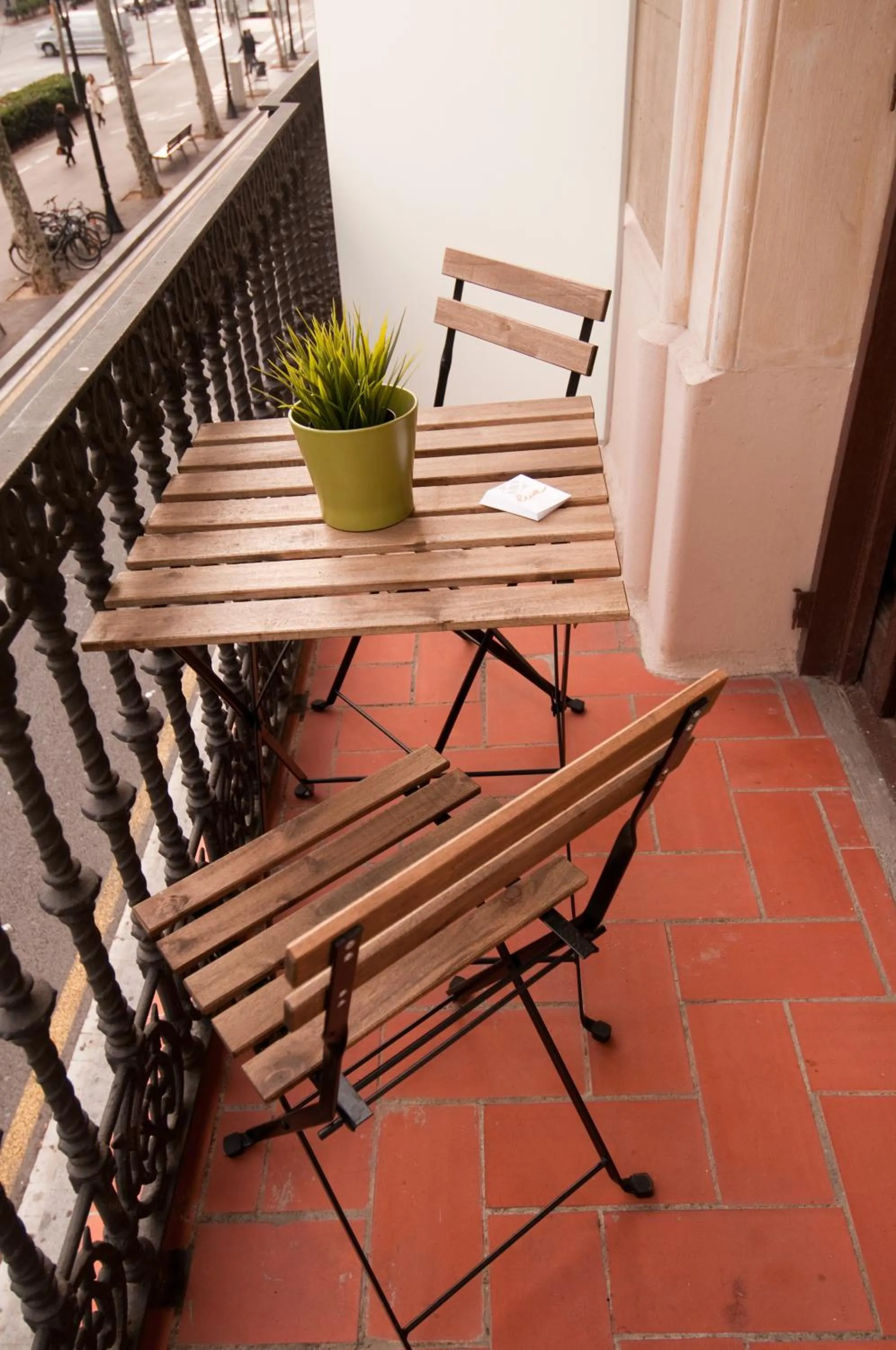 Balcony/Terrace in Hostal Live Barcelona