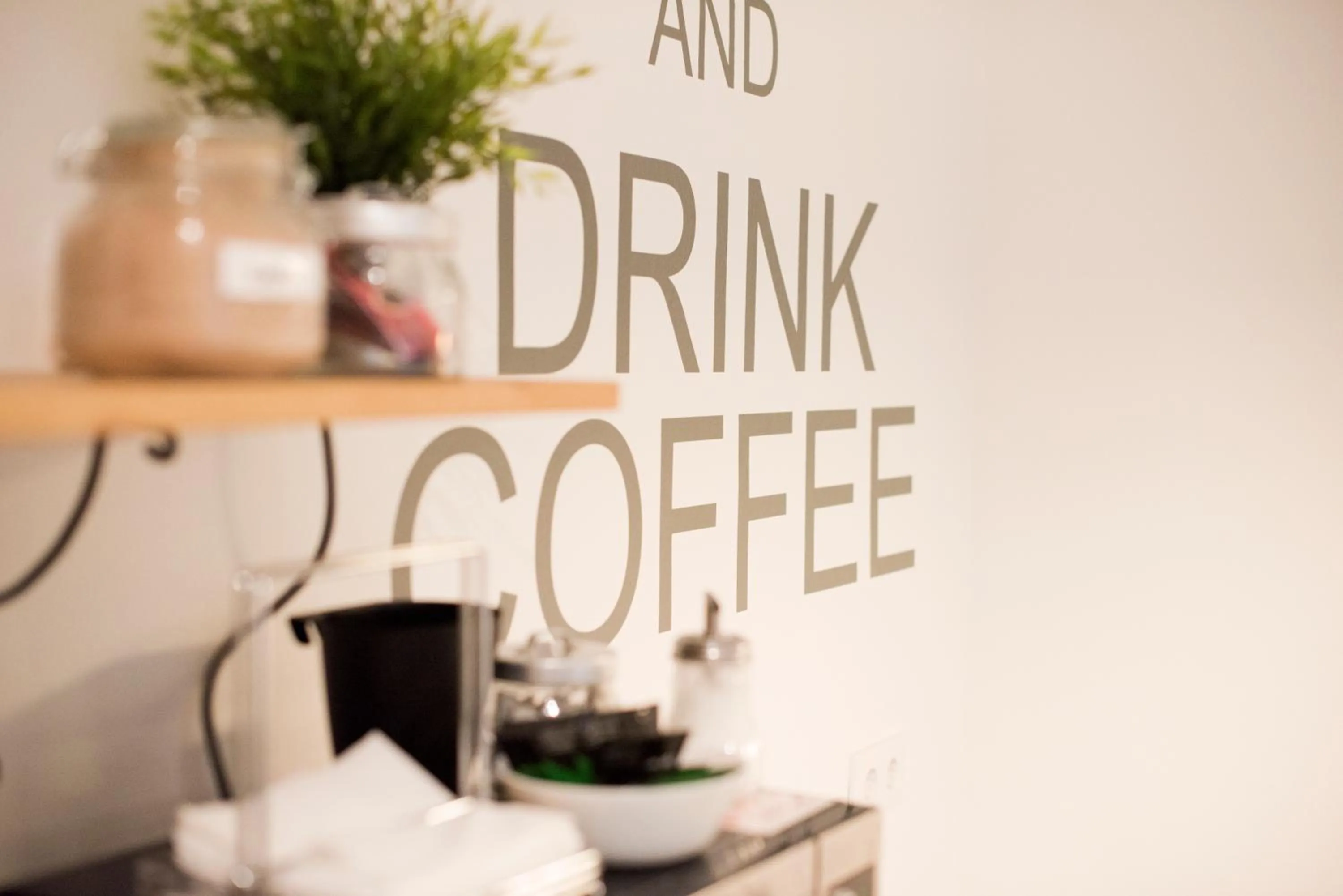 Lounge or bar in Hostal Live Barcelona