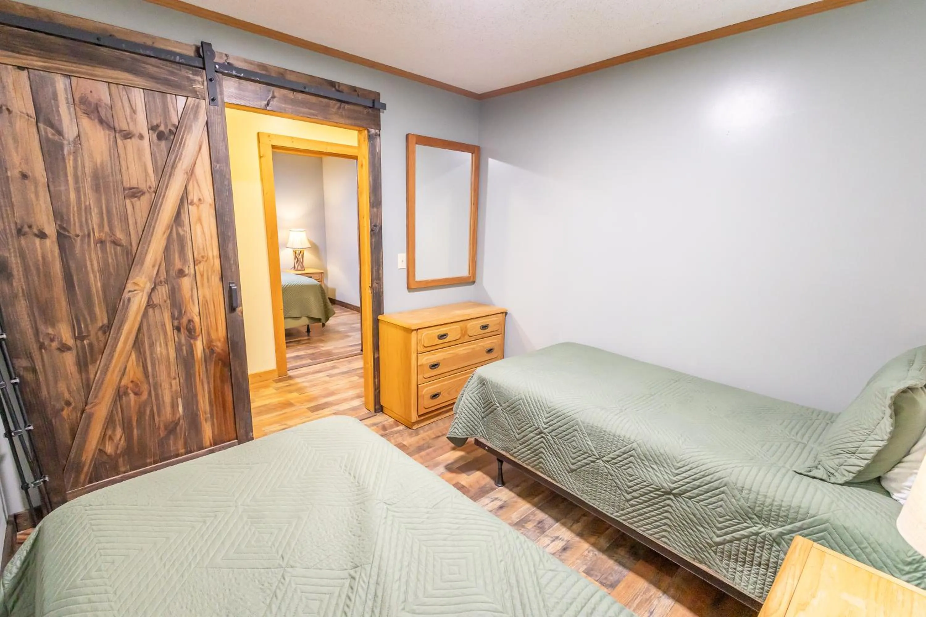 Bed in Springmaid Mountain Retreat & Stables