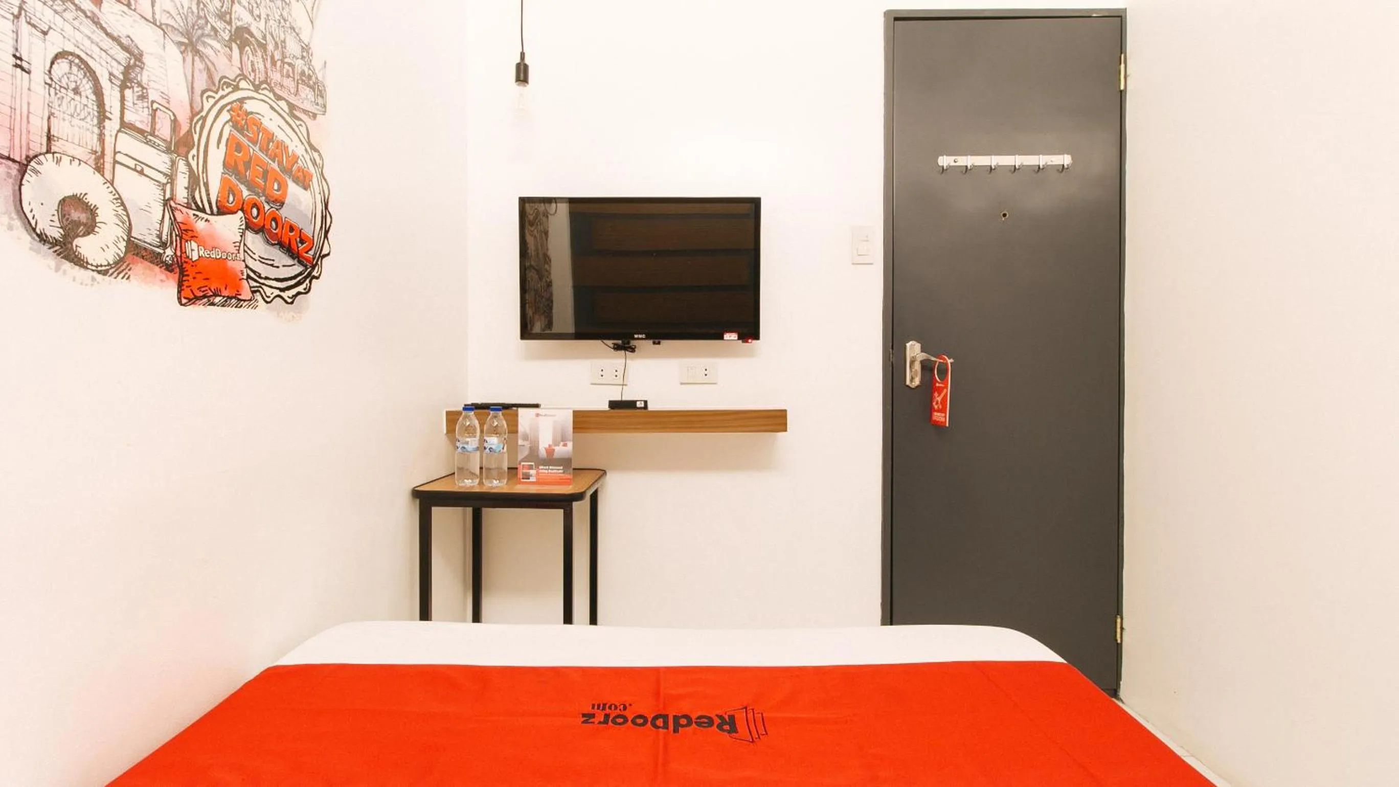 Bed in RedDoorz near Fishermall Quezon City