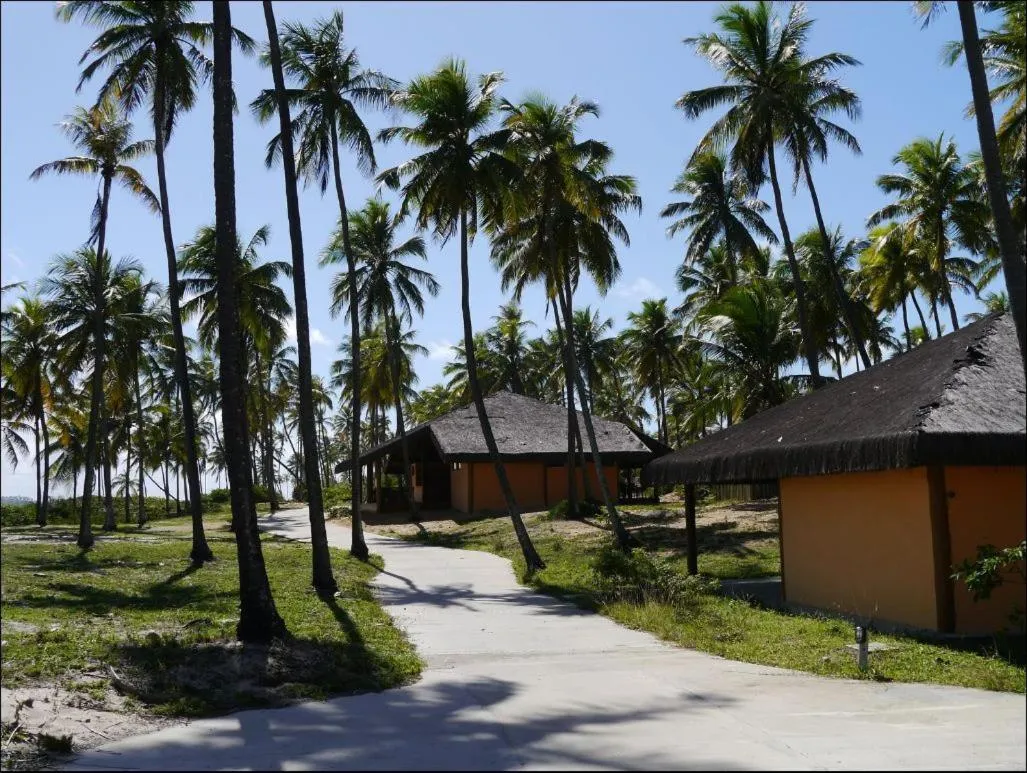 Property building in Apartamento Terraco Buganvilias - Reserva Imbassai