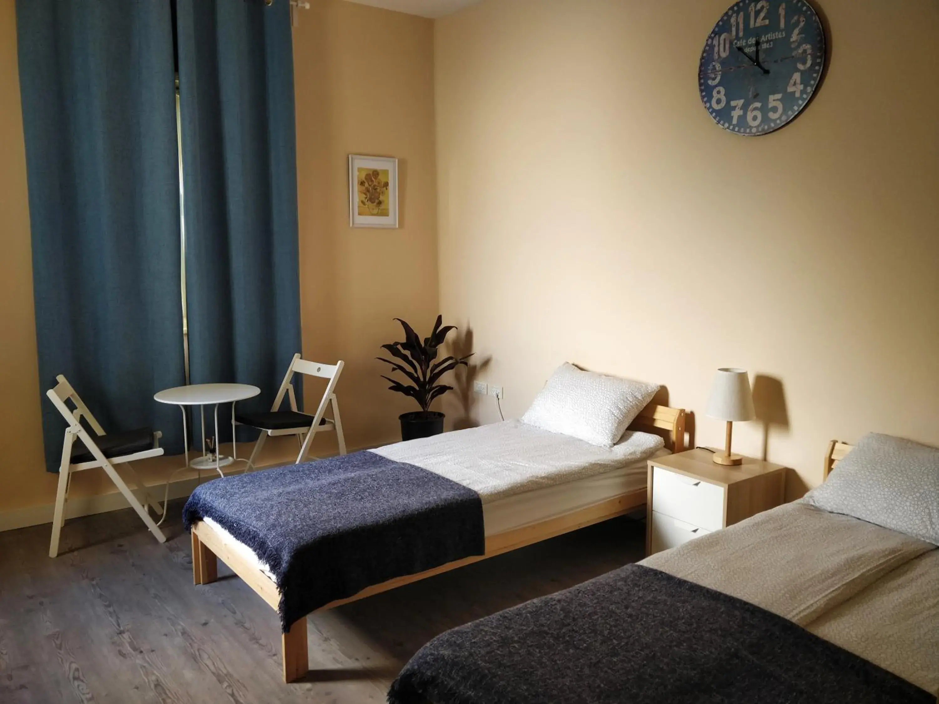 Twin Room with Terrace - single occupancy in Hostel Roks Twin Room with Terrace - single occupancy in Hostel Roks