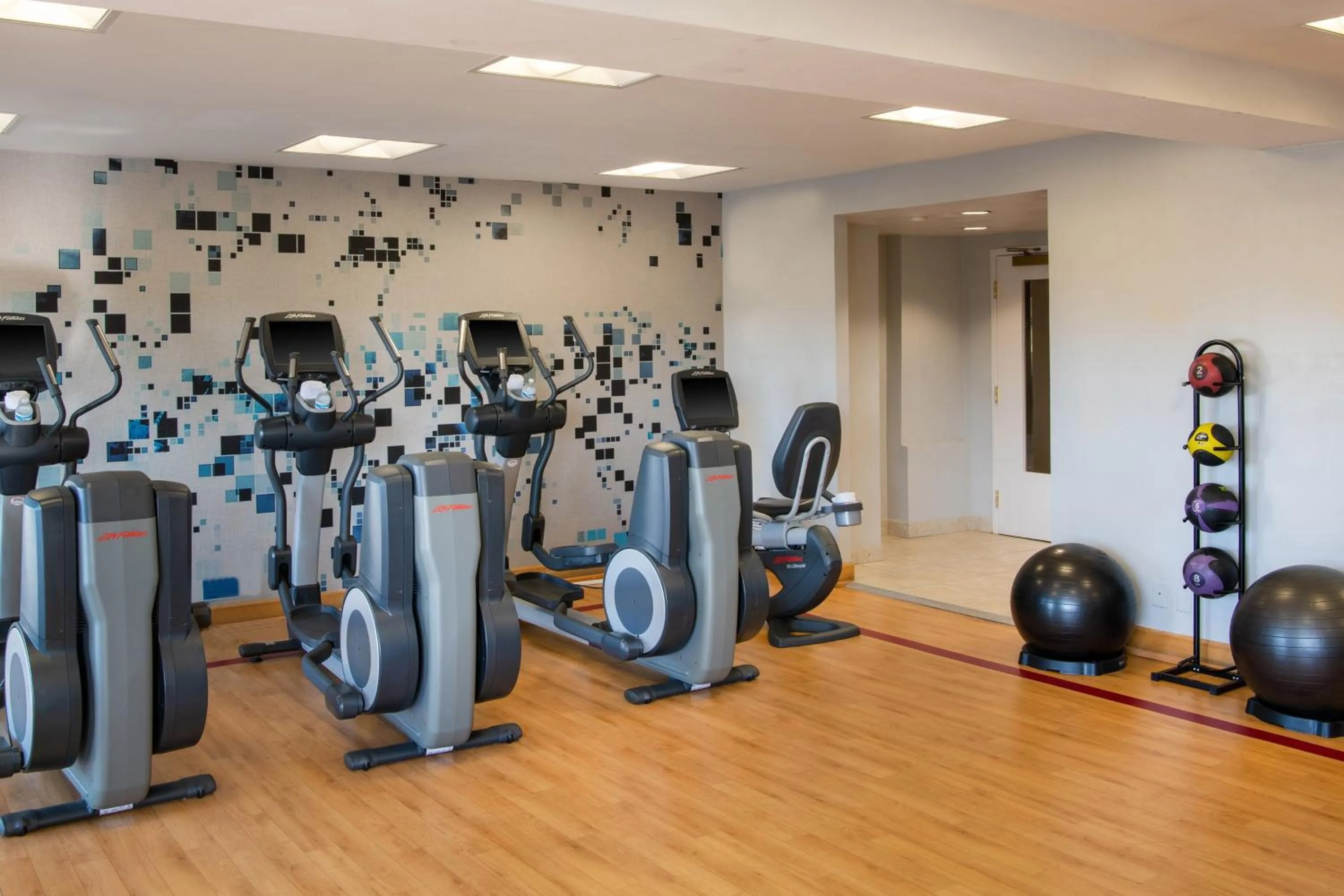Fitness centre/facilities in Sheraton Mission Valley San Diego Hotel