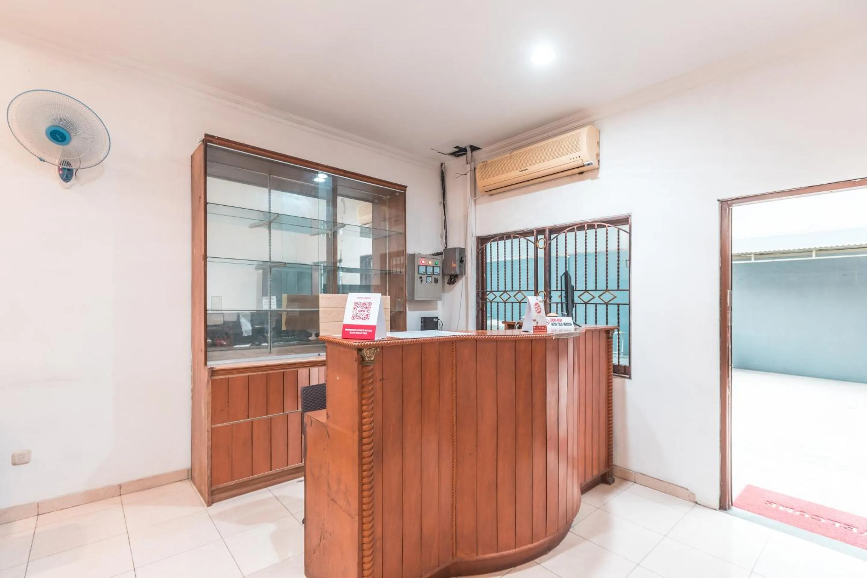 Lobby or reception in Hotel O Eden Guest House