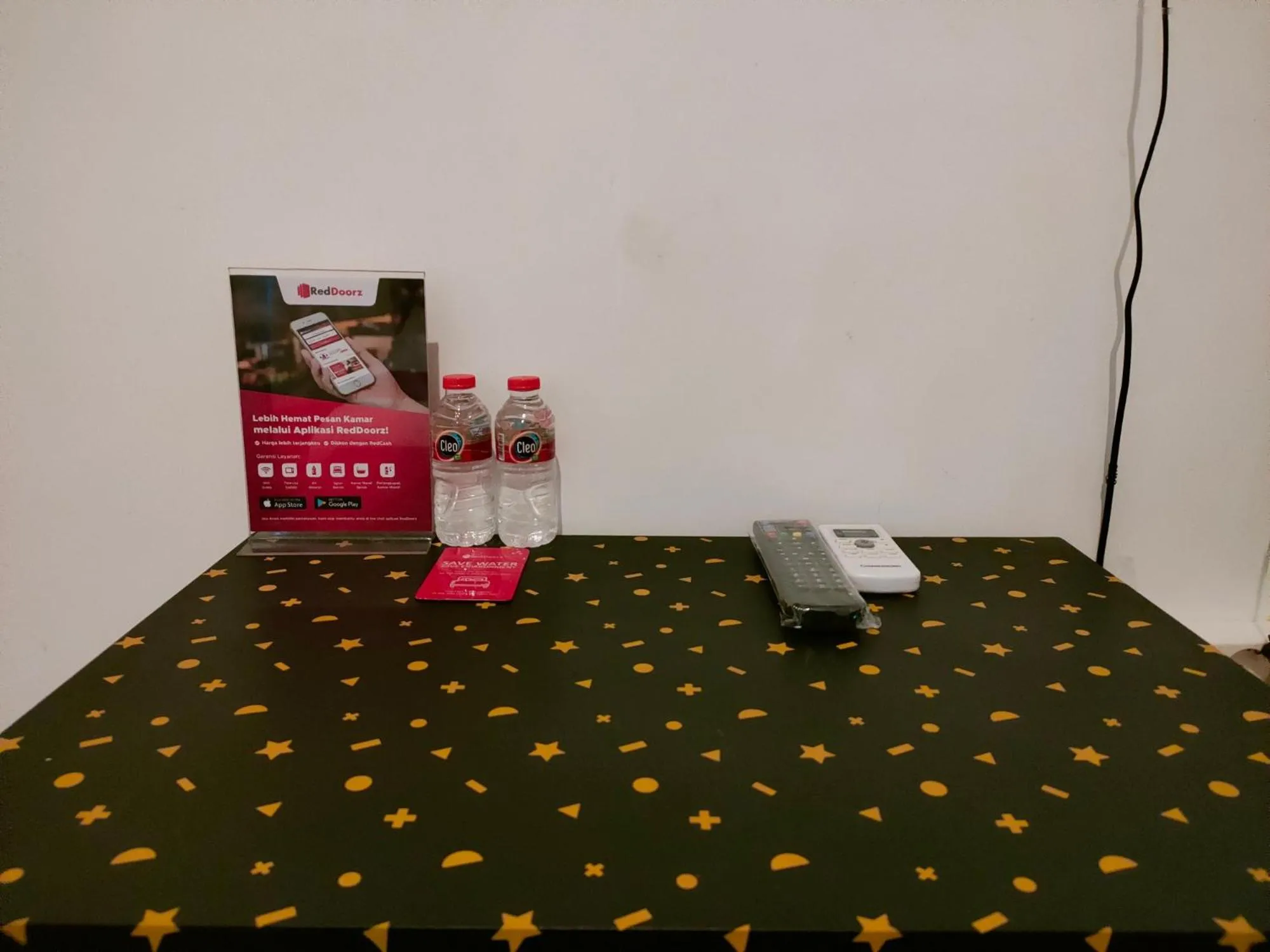 Bedroom in RedDoorz At Sukomanunggal Surabaya