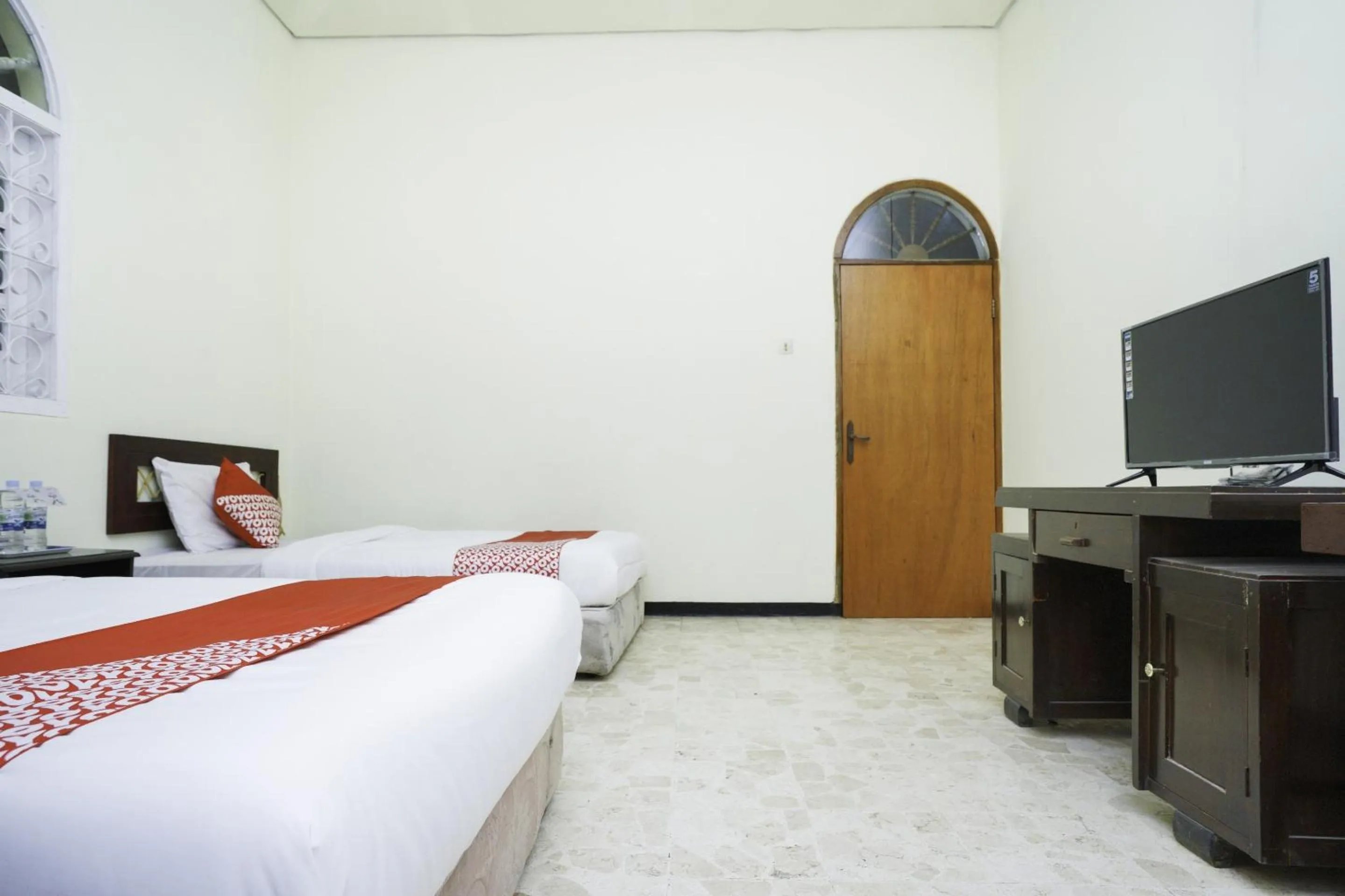 Bedroom, Bed in Hotel O Penginapan Bidara Syariah
