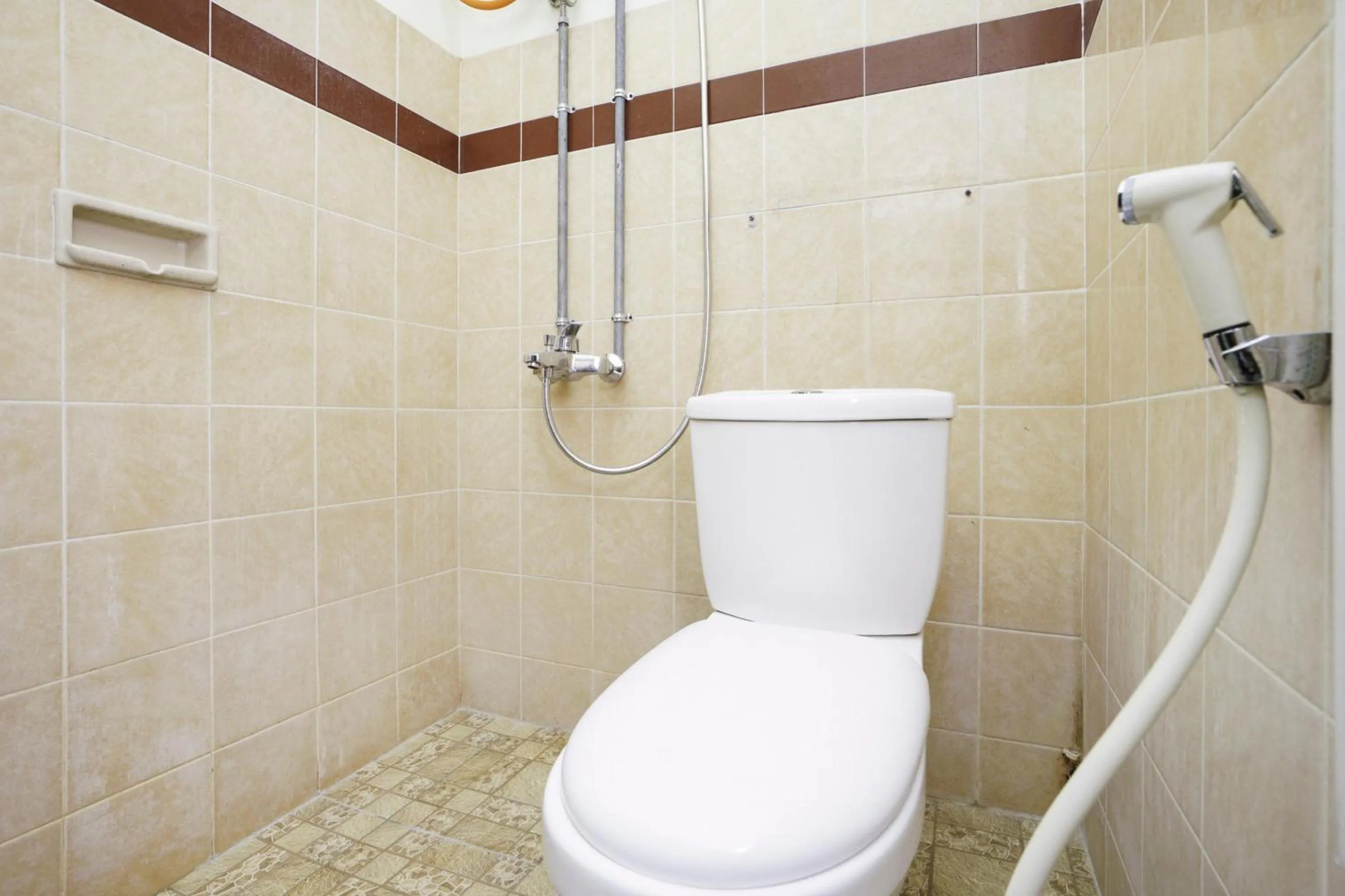 Bathroom in Hotel O Penginapan Bidara Syariah