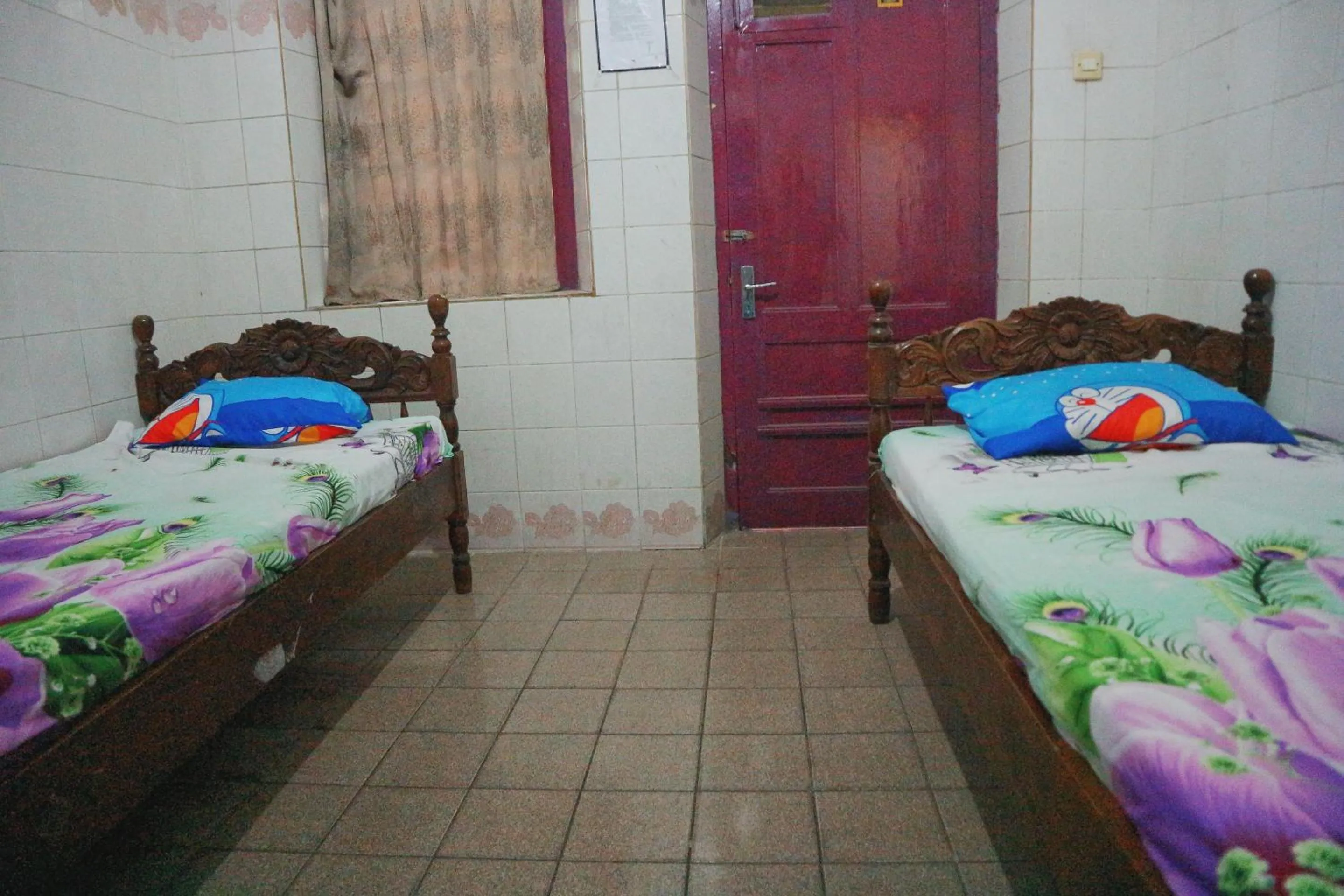 Bedroom, Bed in OYO Life 1972 Aman Family Inn Syariah