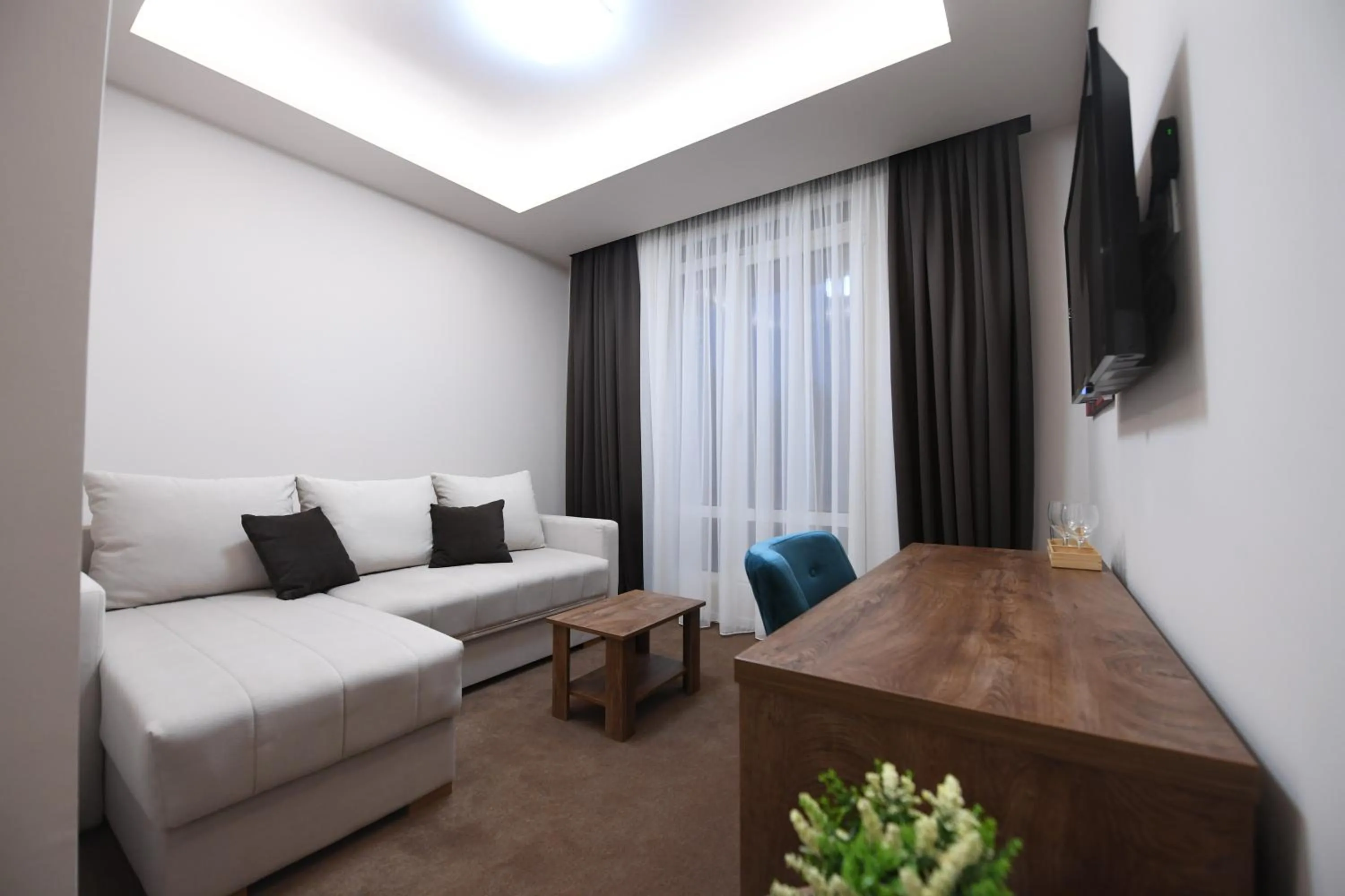 Living room, Bed in Hammeum Hotel