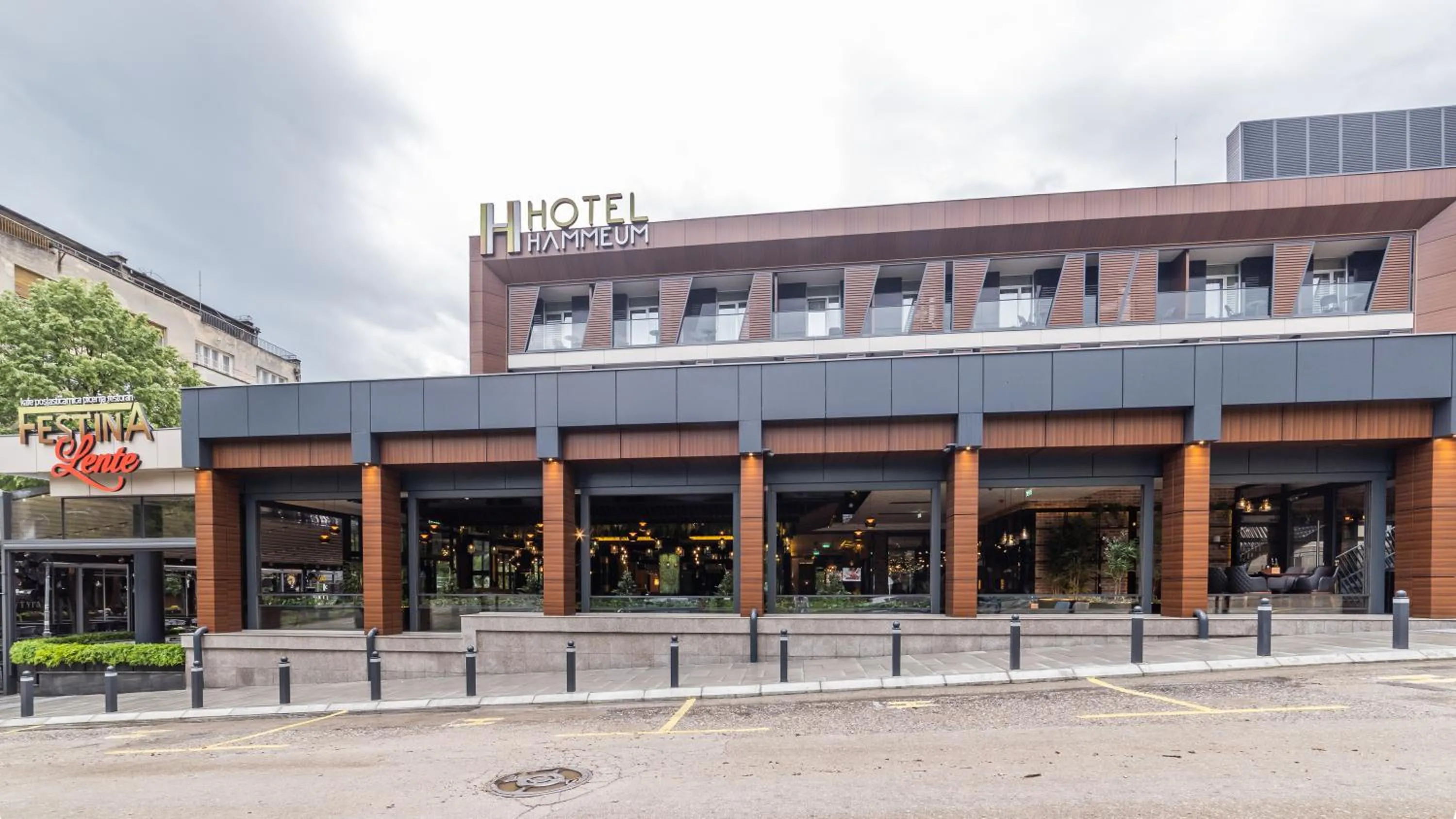 Property building in Hammeum Hotel